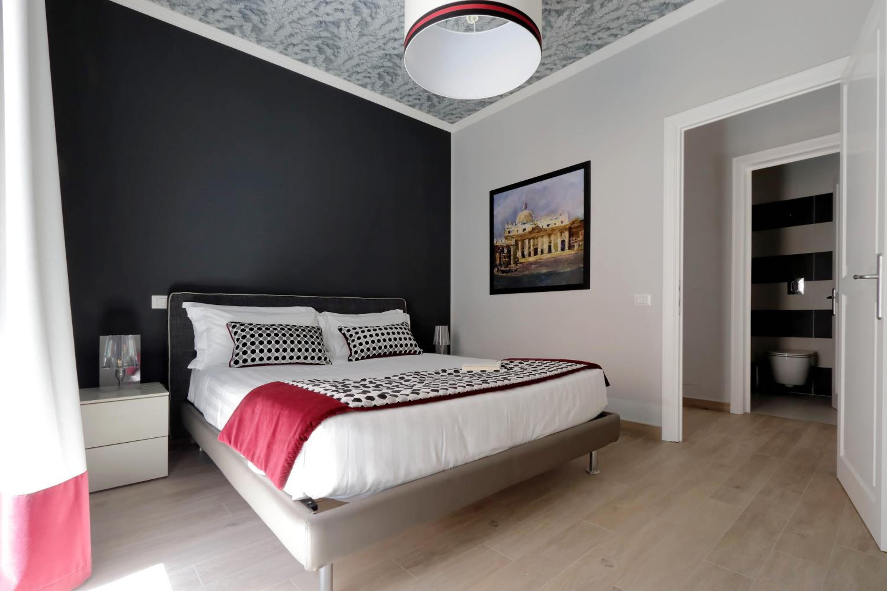 Large Two-Bedroom Apartment with Terrace photo 3