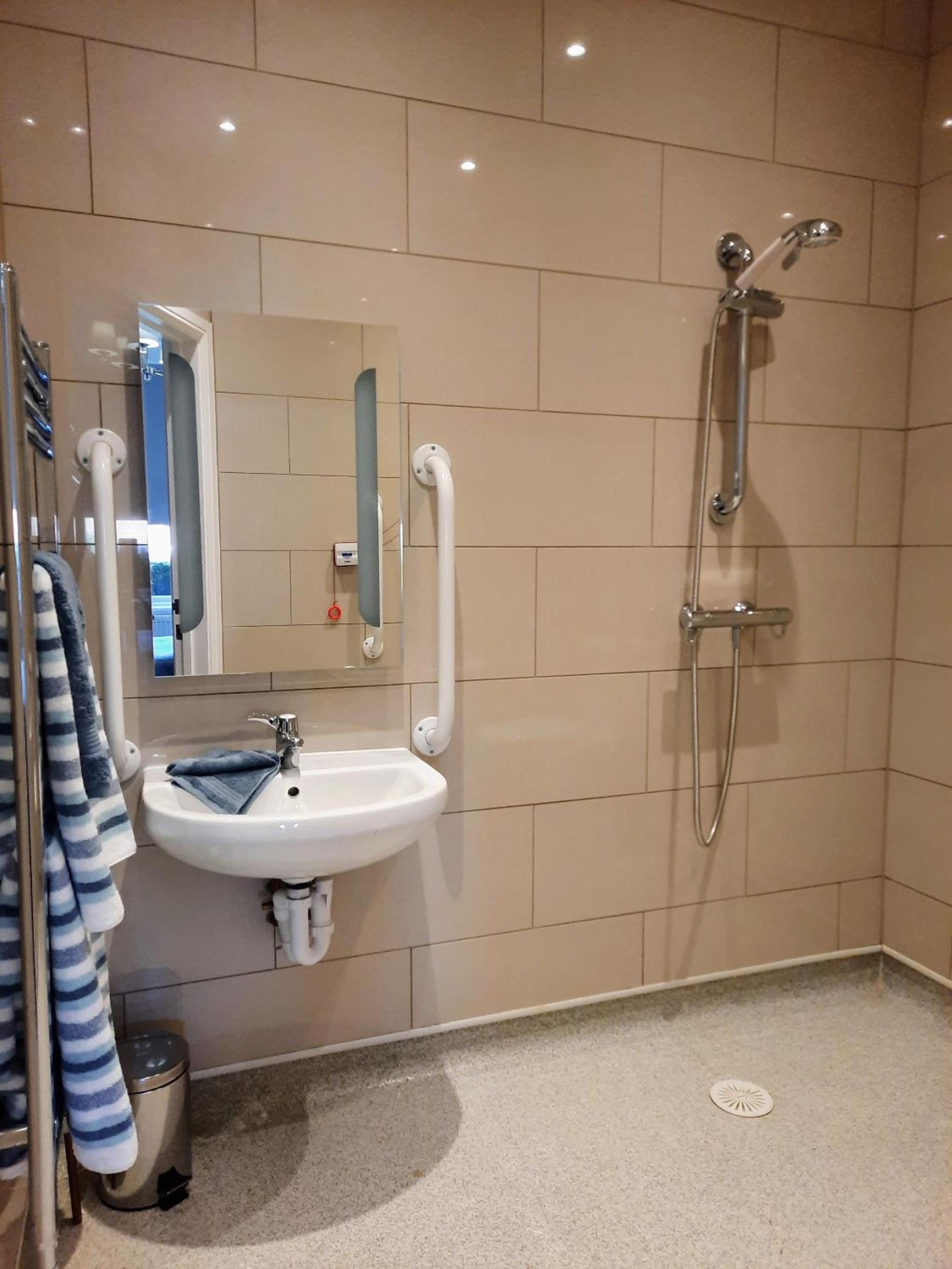 Superior Double Room - Photo 13