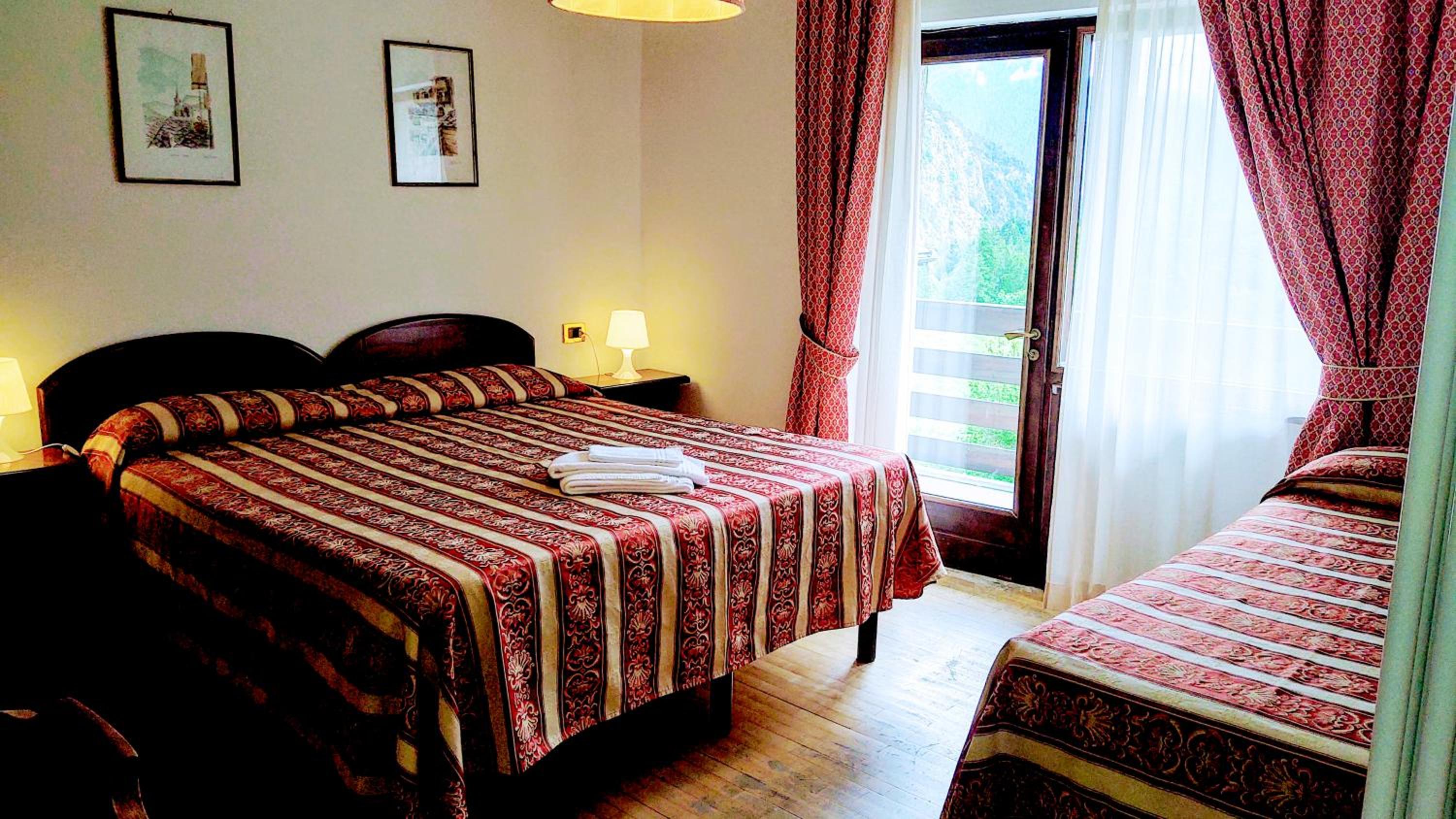 Triple Room - Photo 1