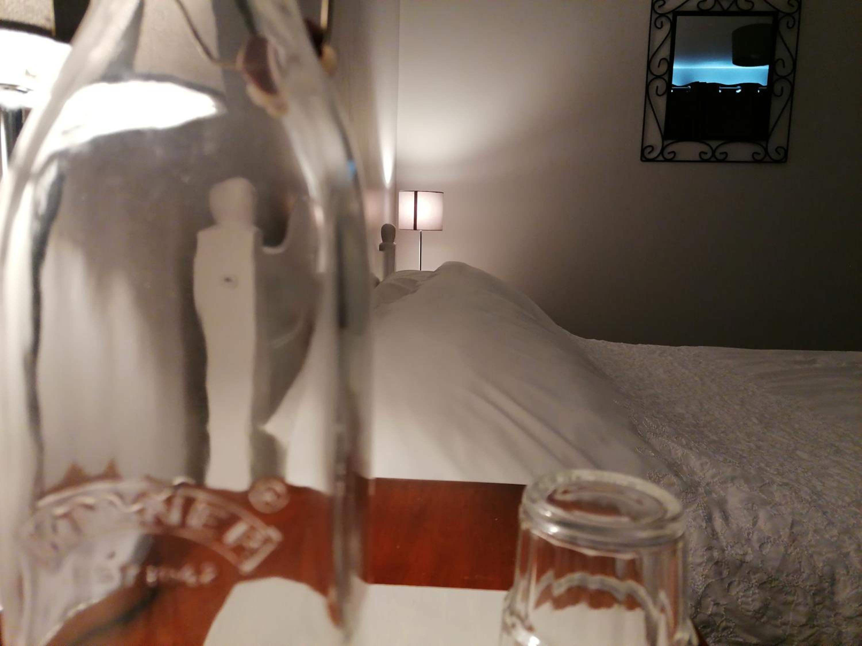 Deluxe Double Room with Shower - Photo 5