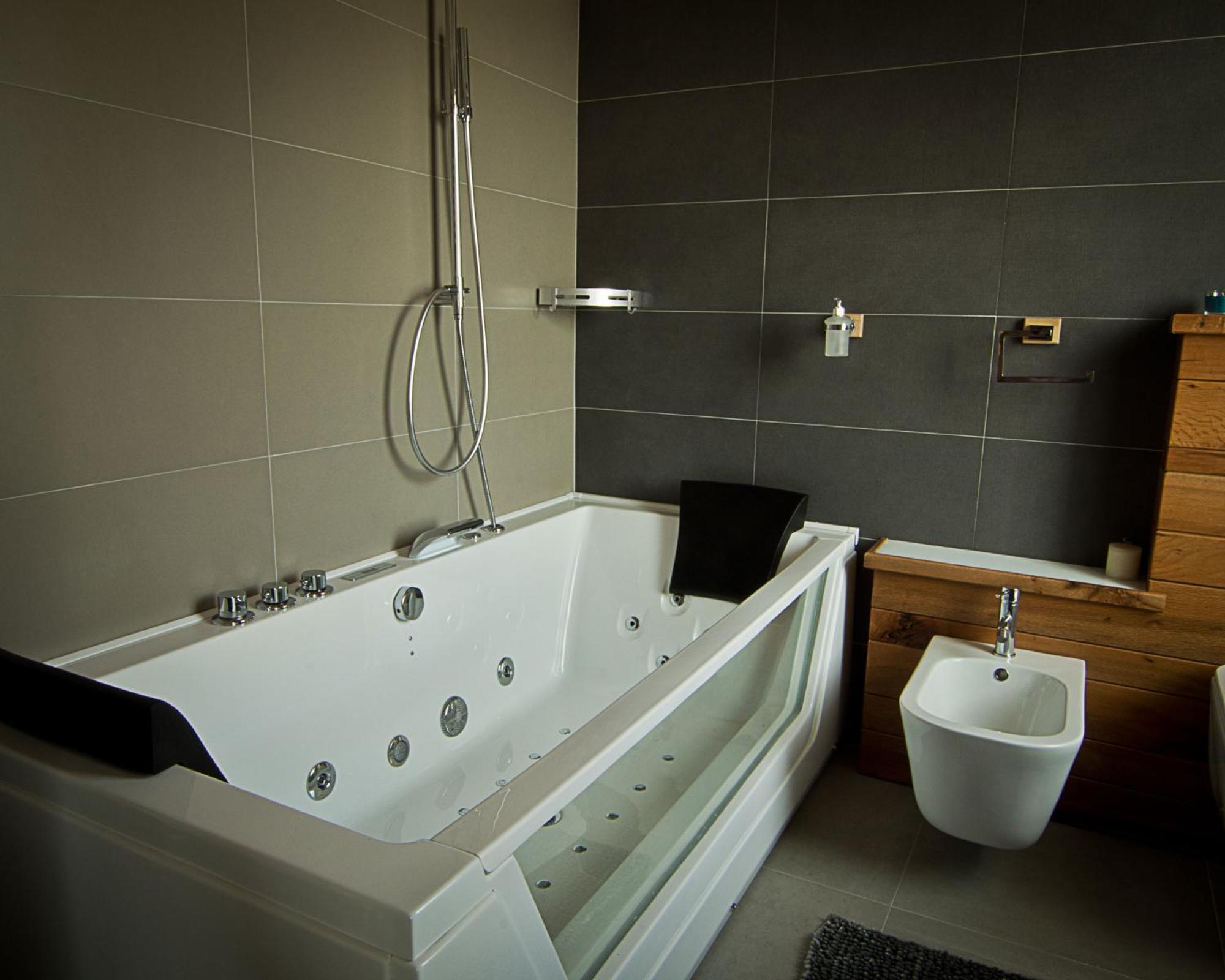 Standard Suite photo 2