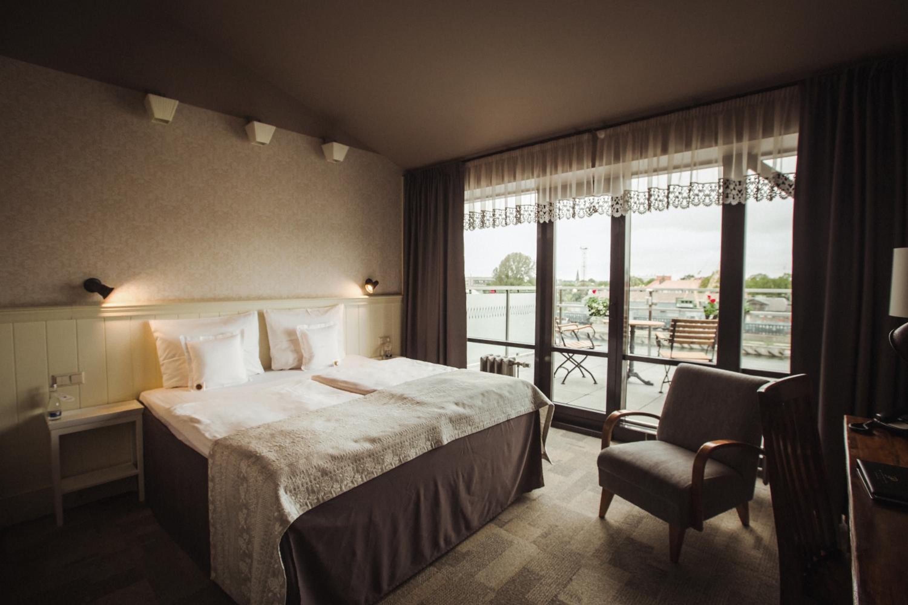 Junior Suite with Terrace - Photo 1