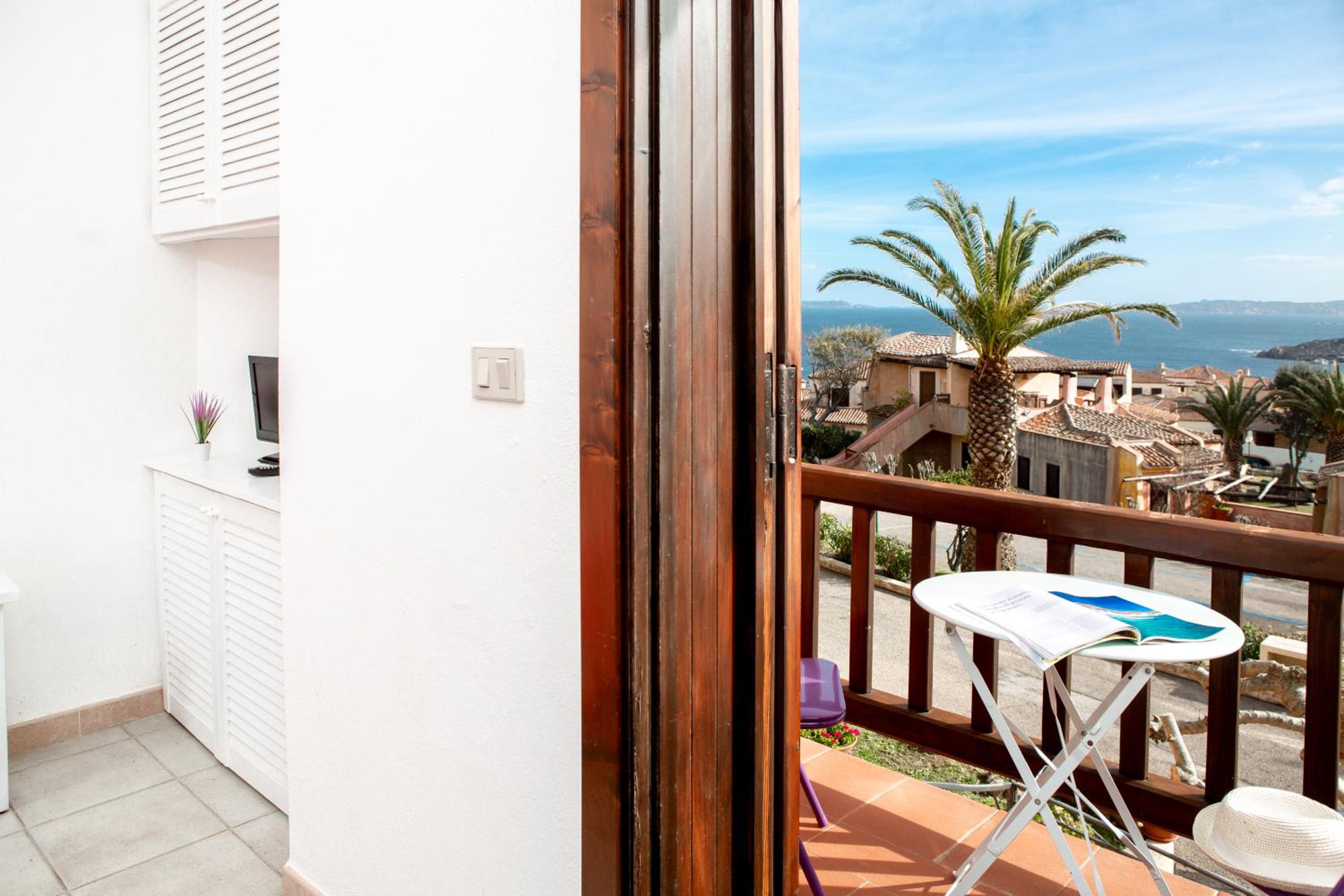 Studio with Sea View photo 3