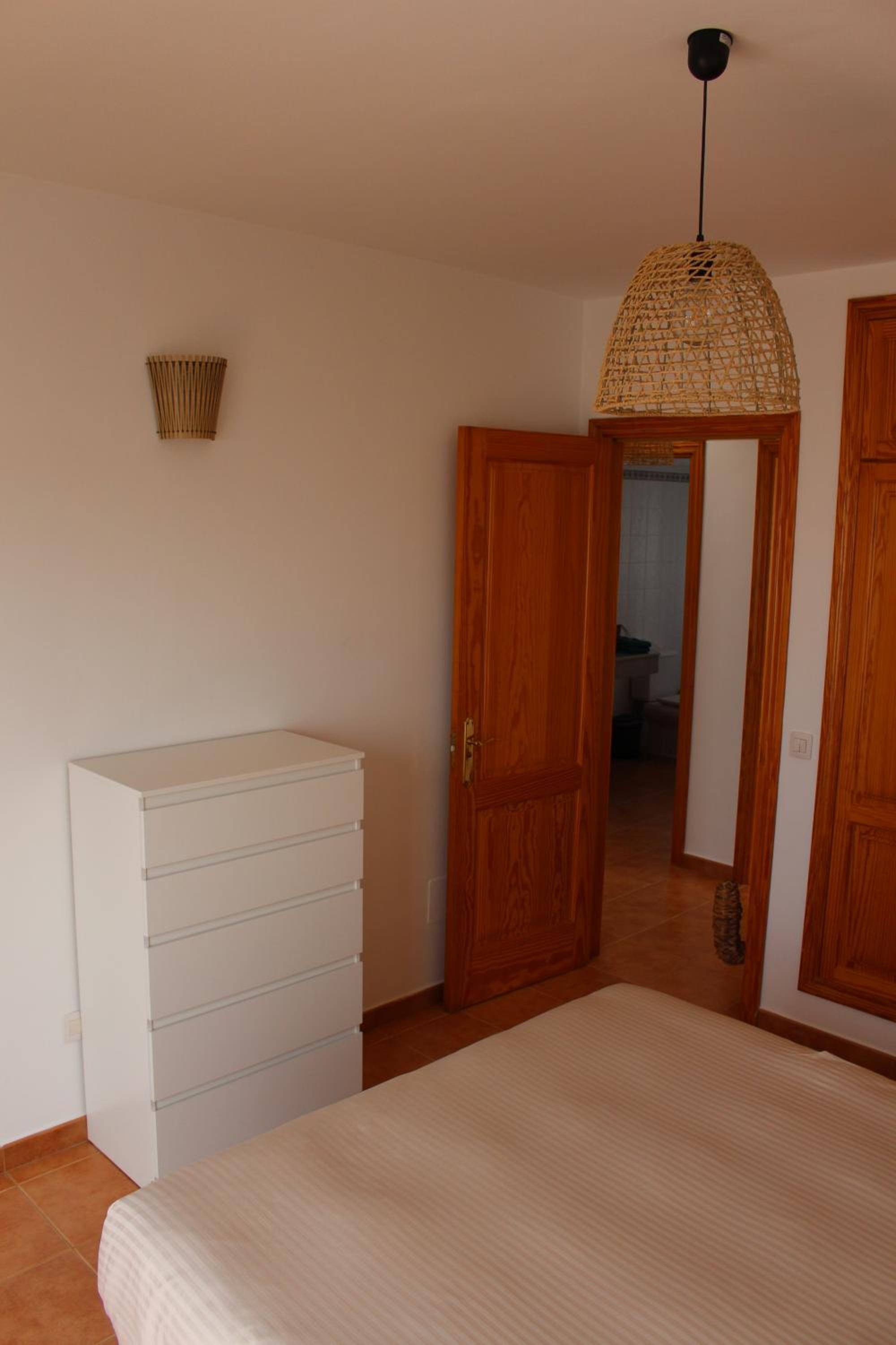 Villa de Tres Habitaciones