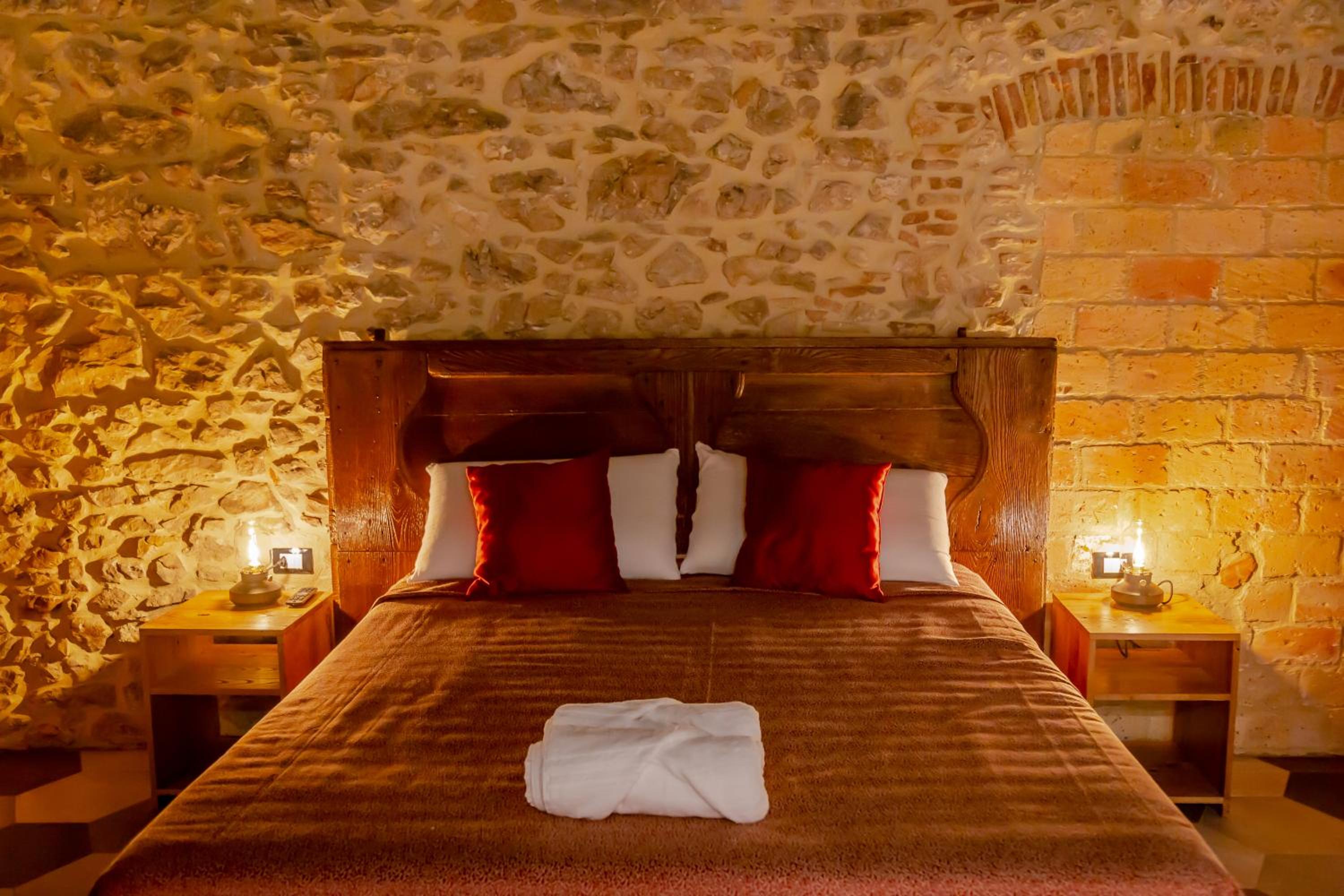 Double Room - Photo 1