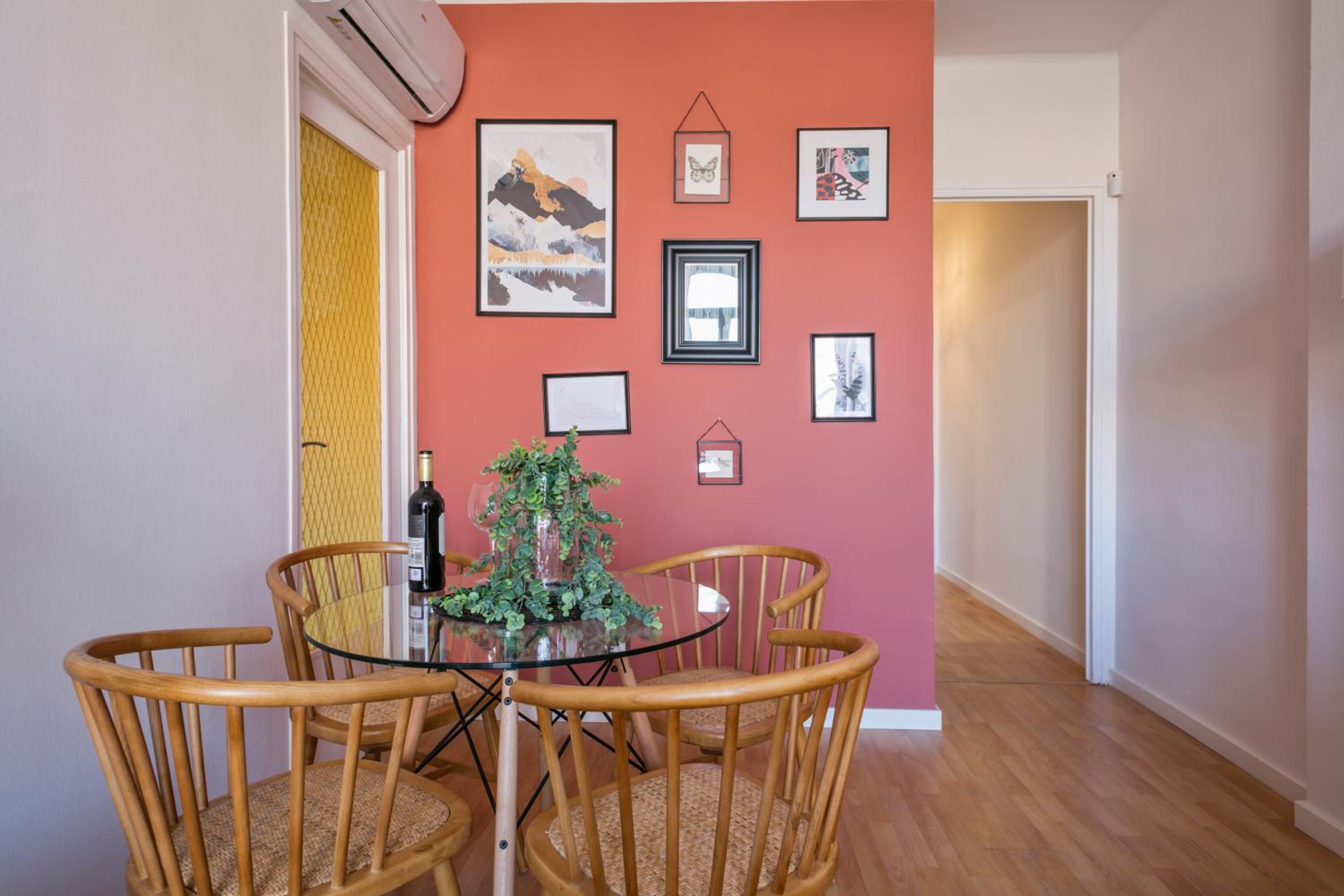 Apartment with Balcony photo 2