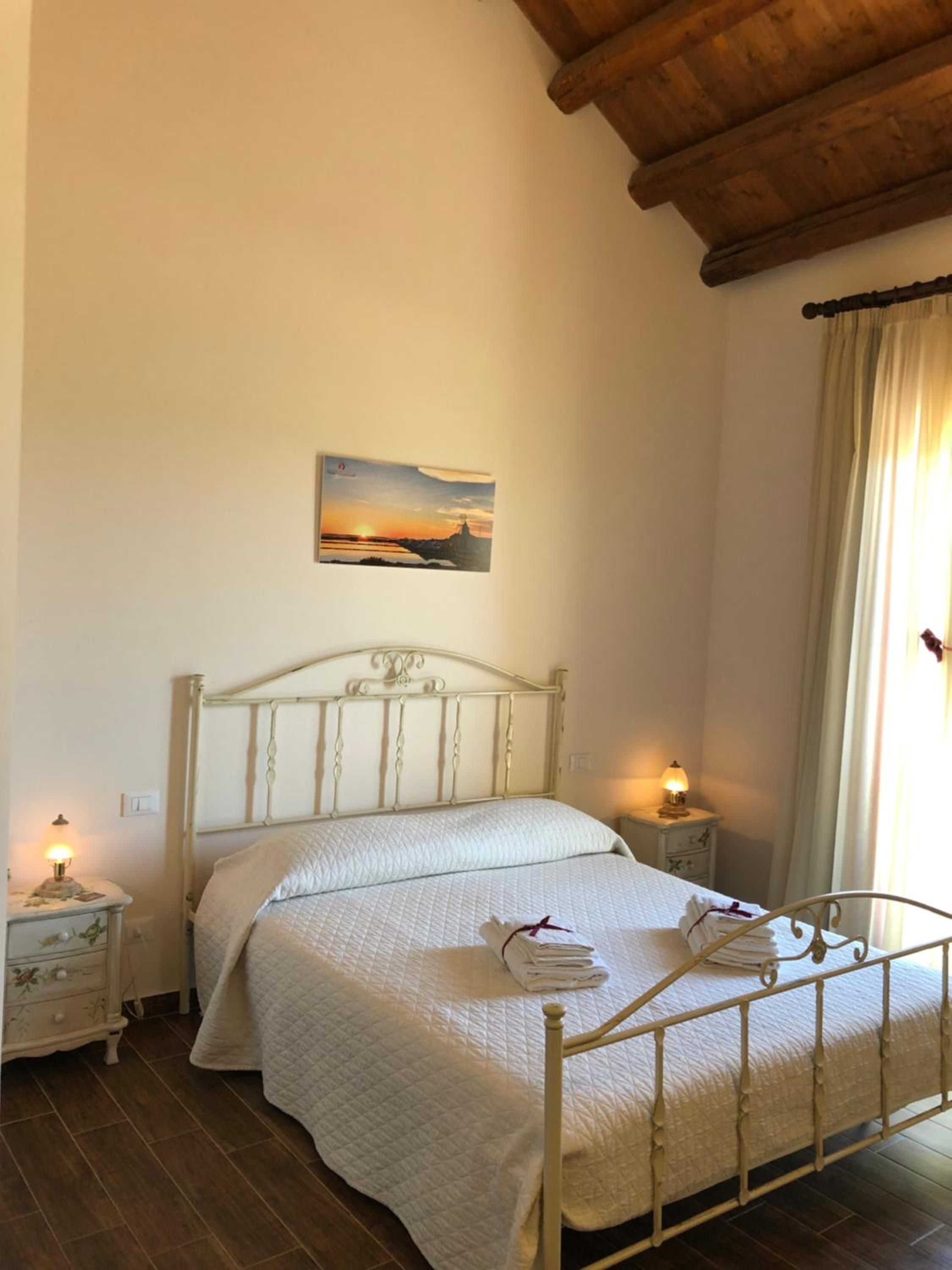Deluxe Double Room with Balcony photo 1