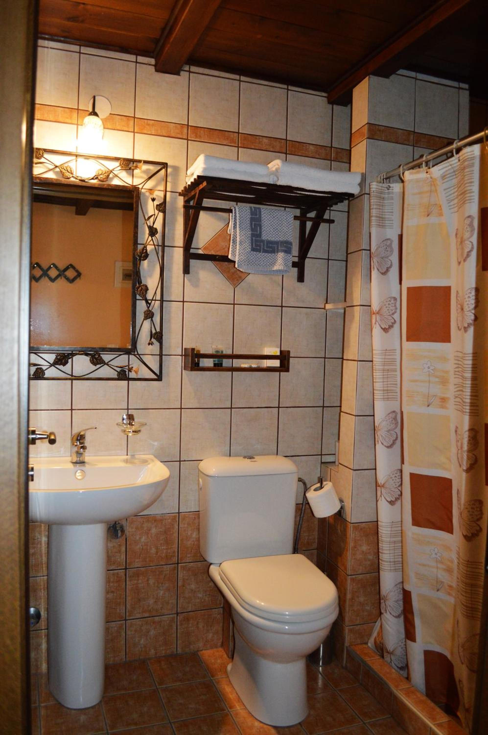 Maisonette (2 Adults + 2 Children) photo 2
