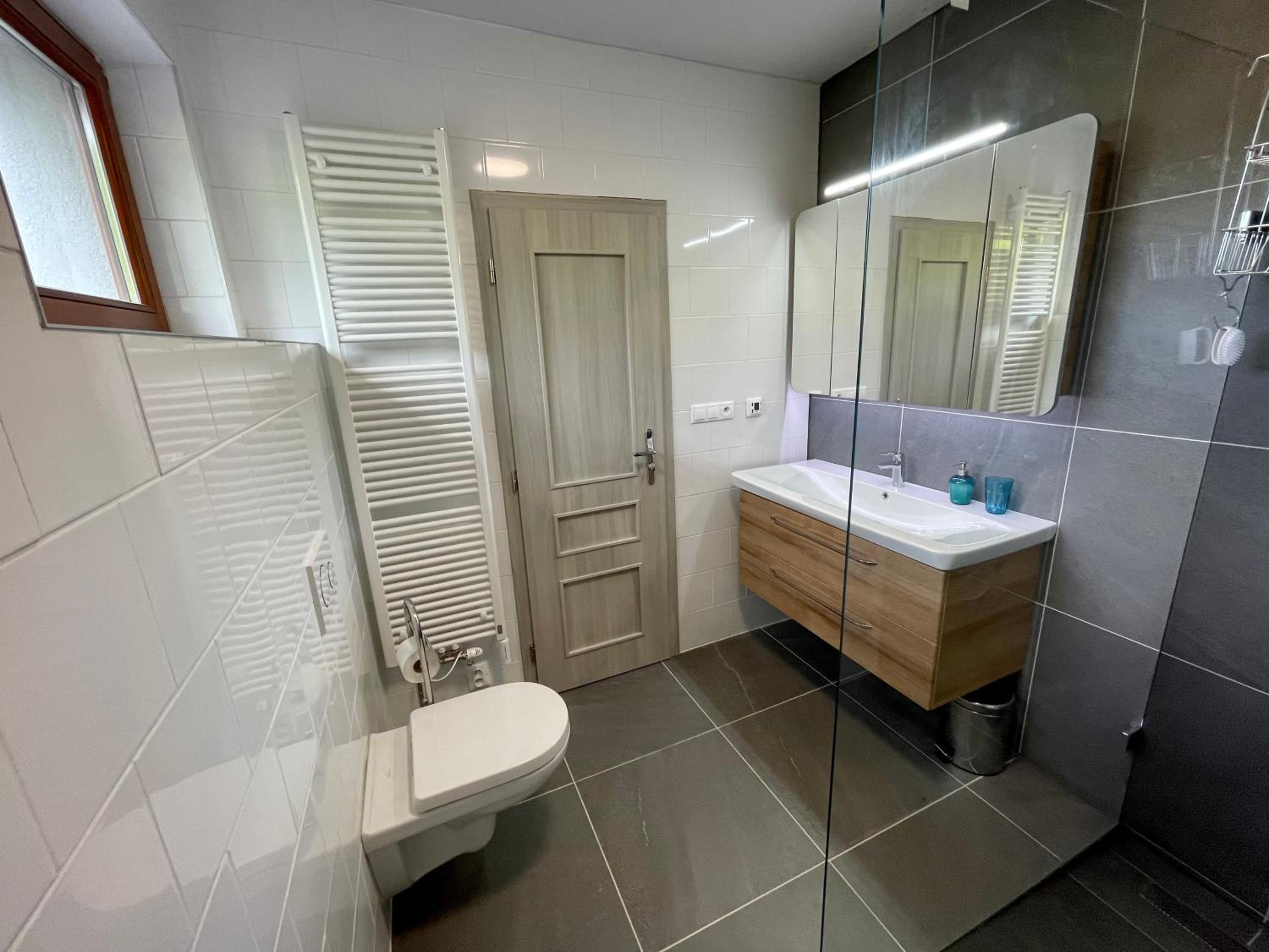 Two-Bedroom Apartment - Photo 7