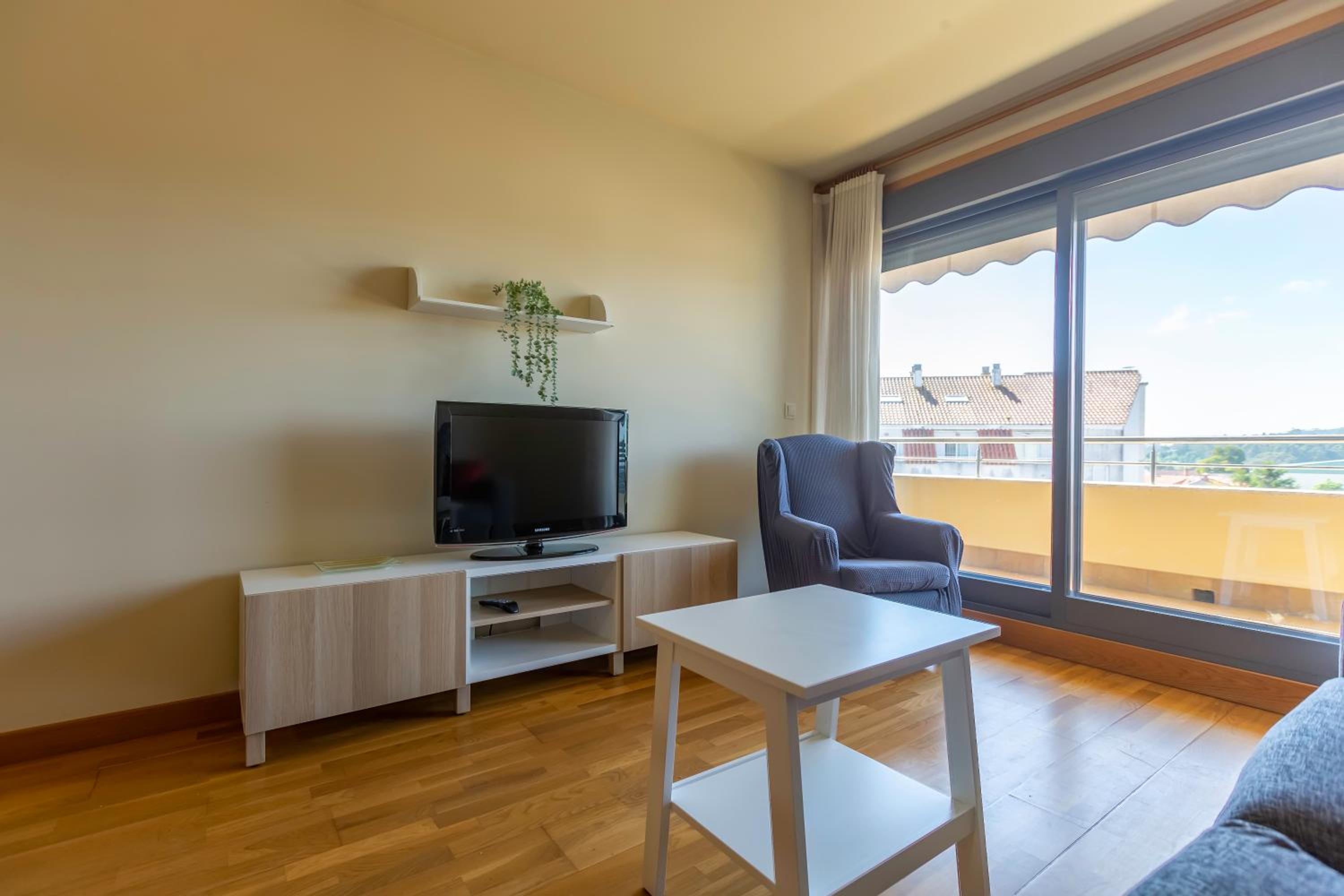 Apartamento de dos habitaciones con balcón