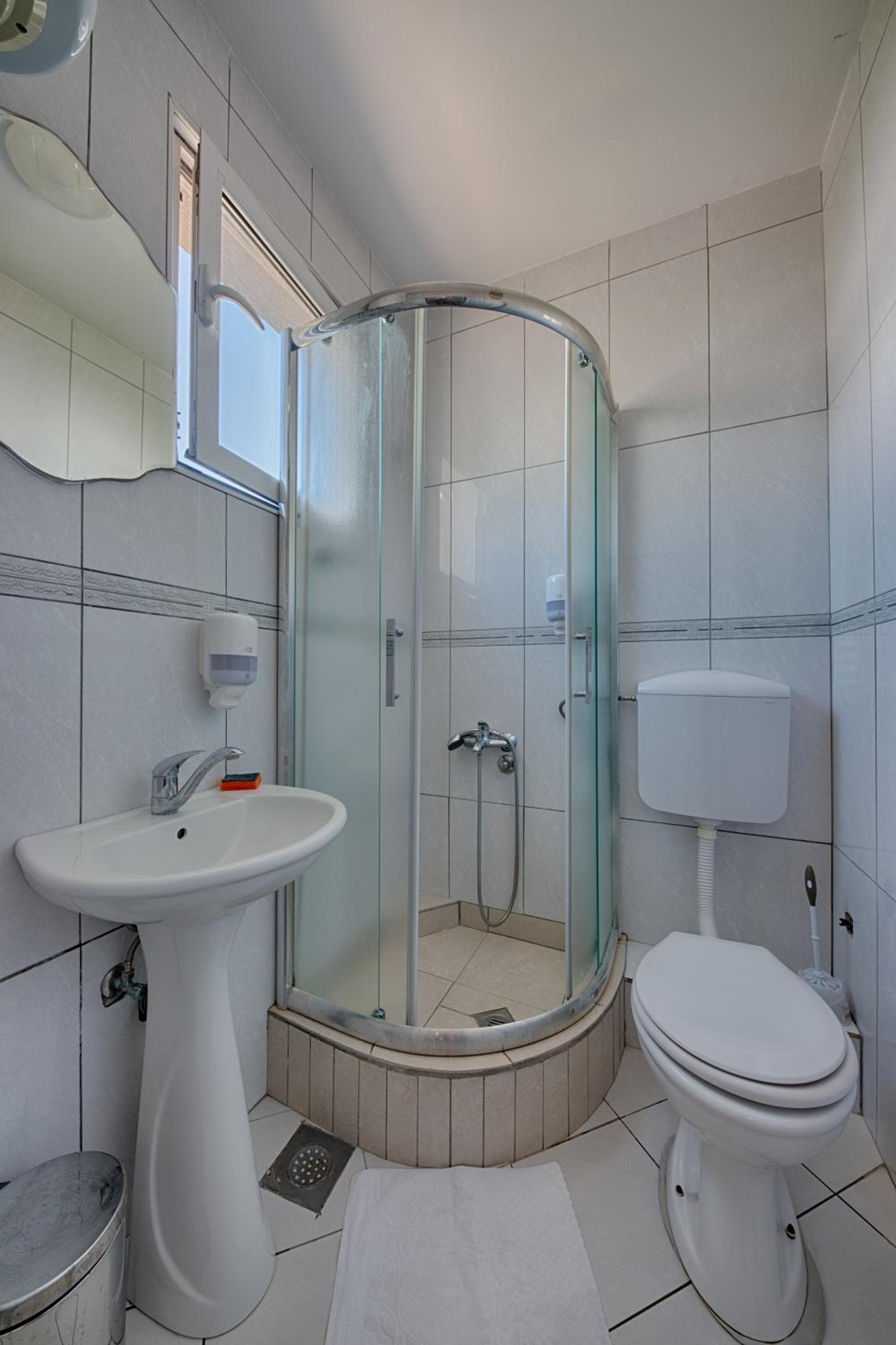 Studio Apartment with Sea View photo 2