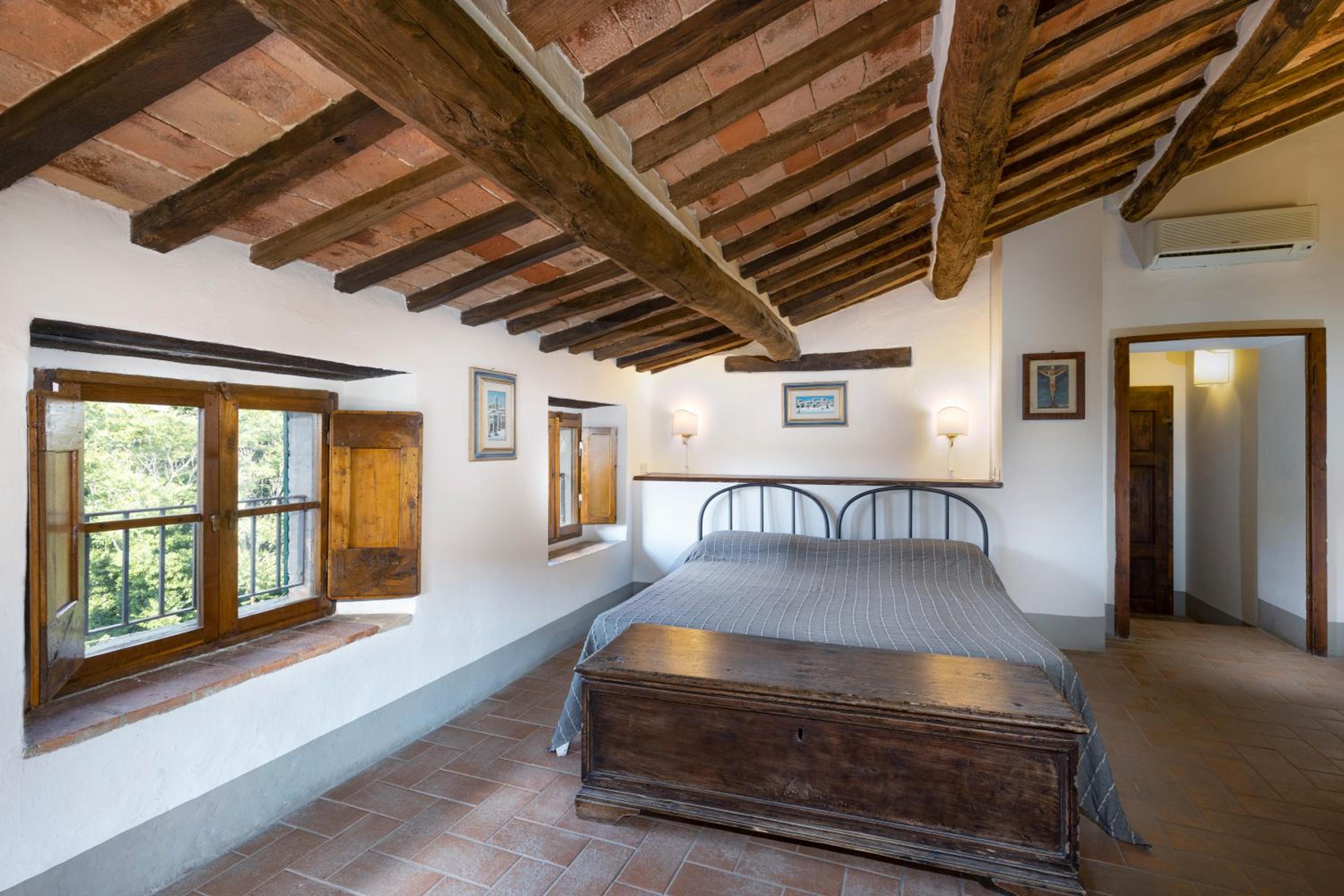 Quadruple Room - Photo 1