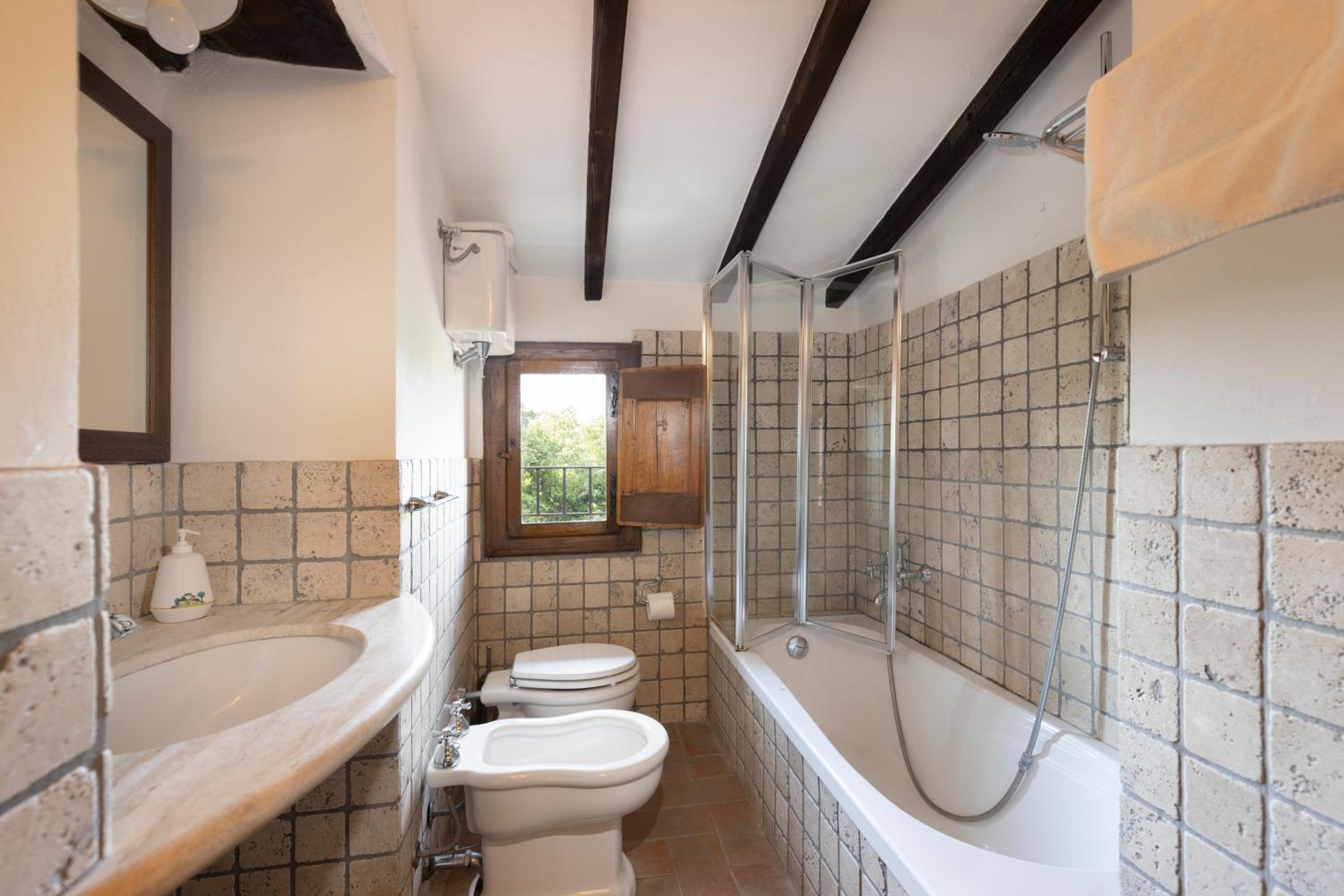 Double Room - Photo 10