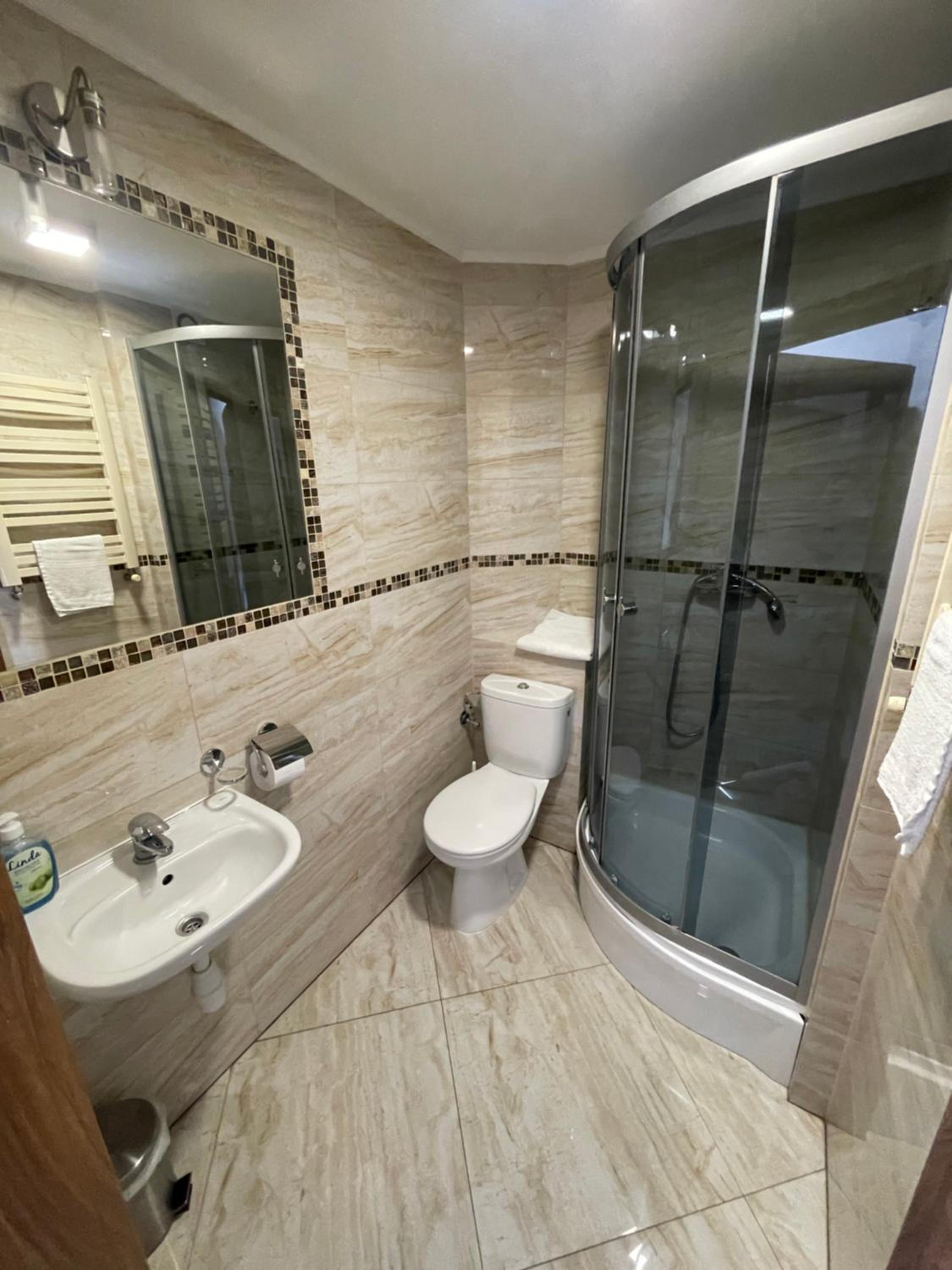 Triple Room photo 2