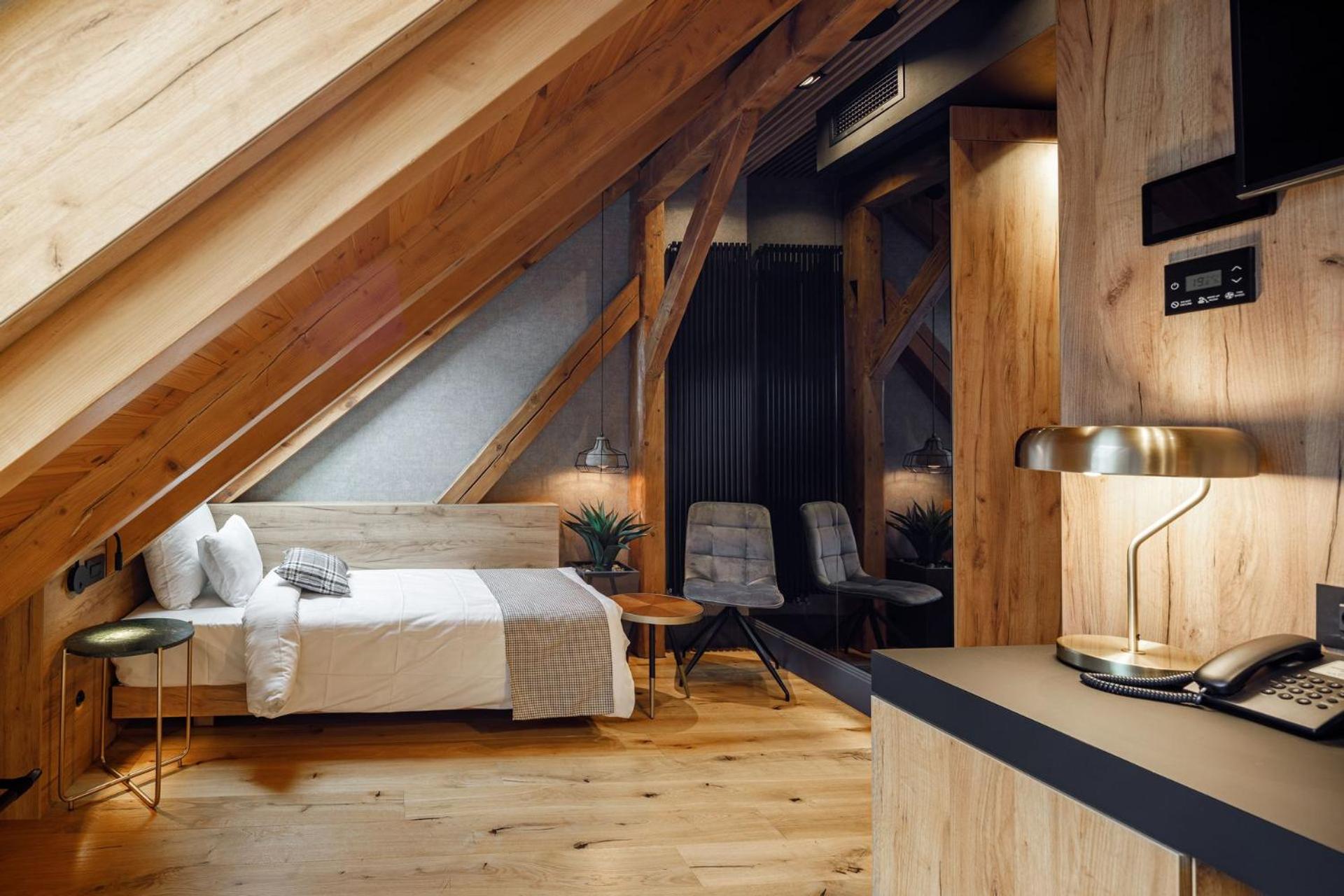 Standard Twin Room - Attic - Photo 2