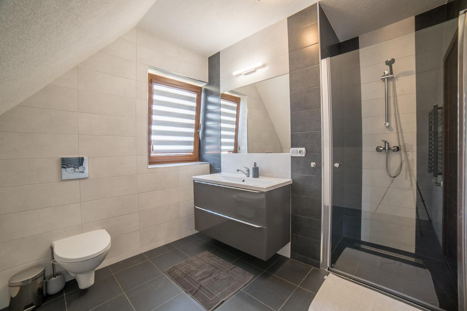 Double Room with Mountain View - Photo 1