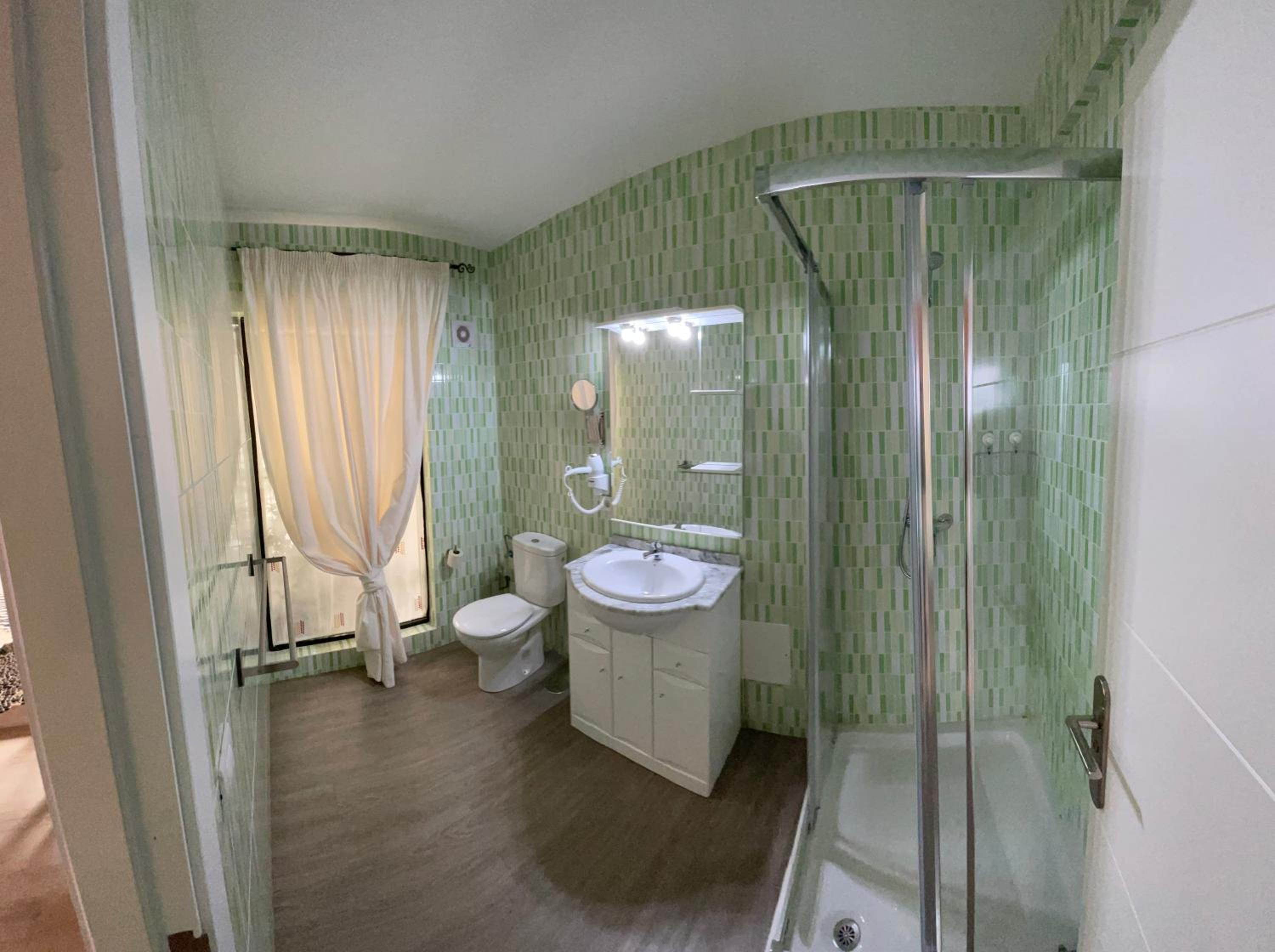Quadruple Room photo 2