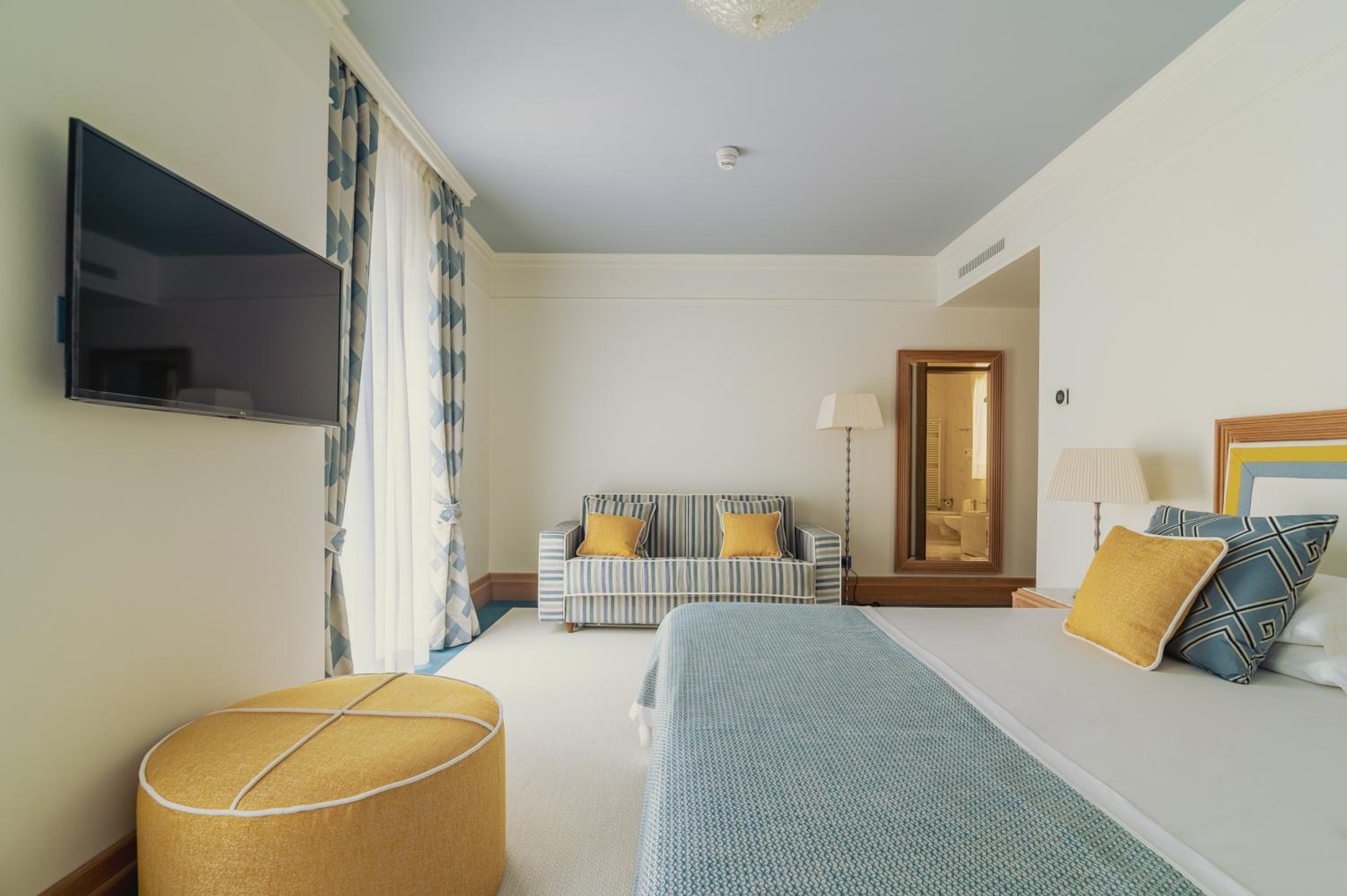 Junior Suite with Garden View - Photo 4