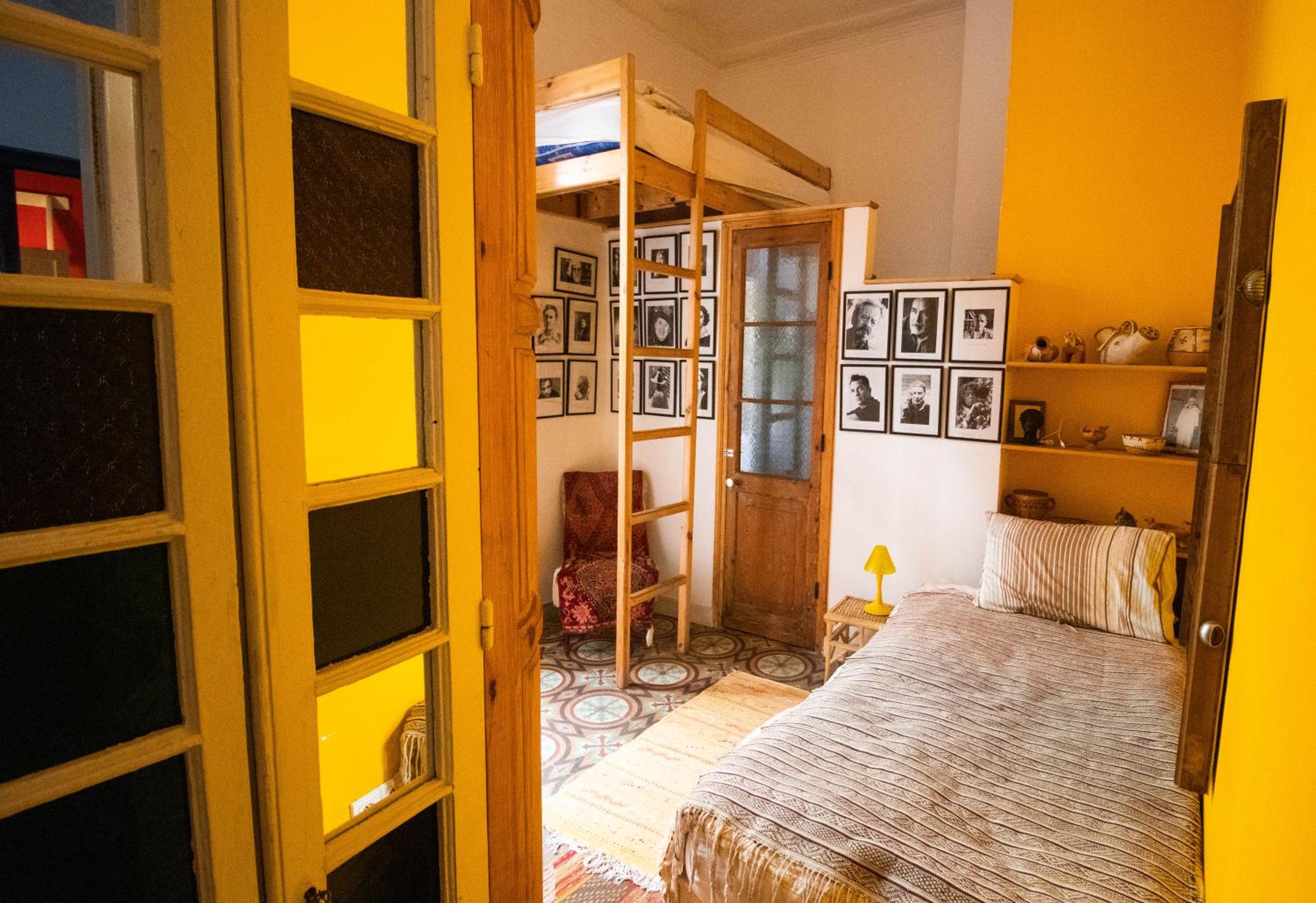 Des Portraits Single Room