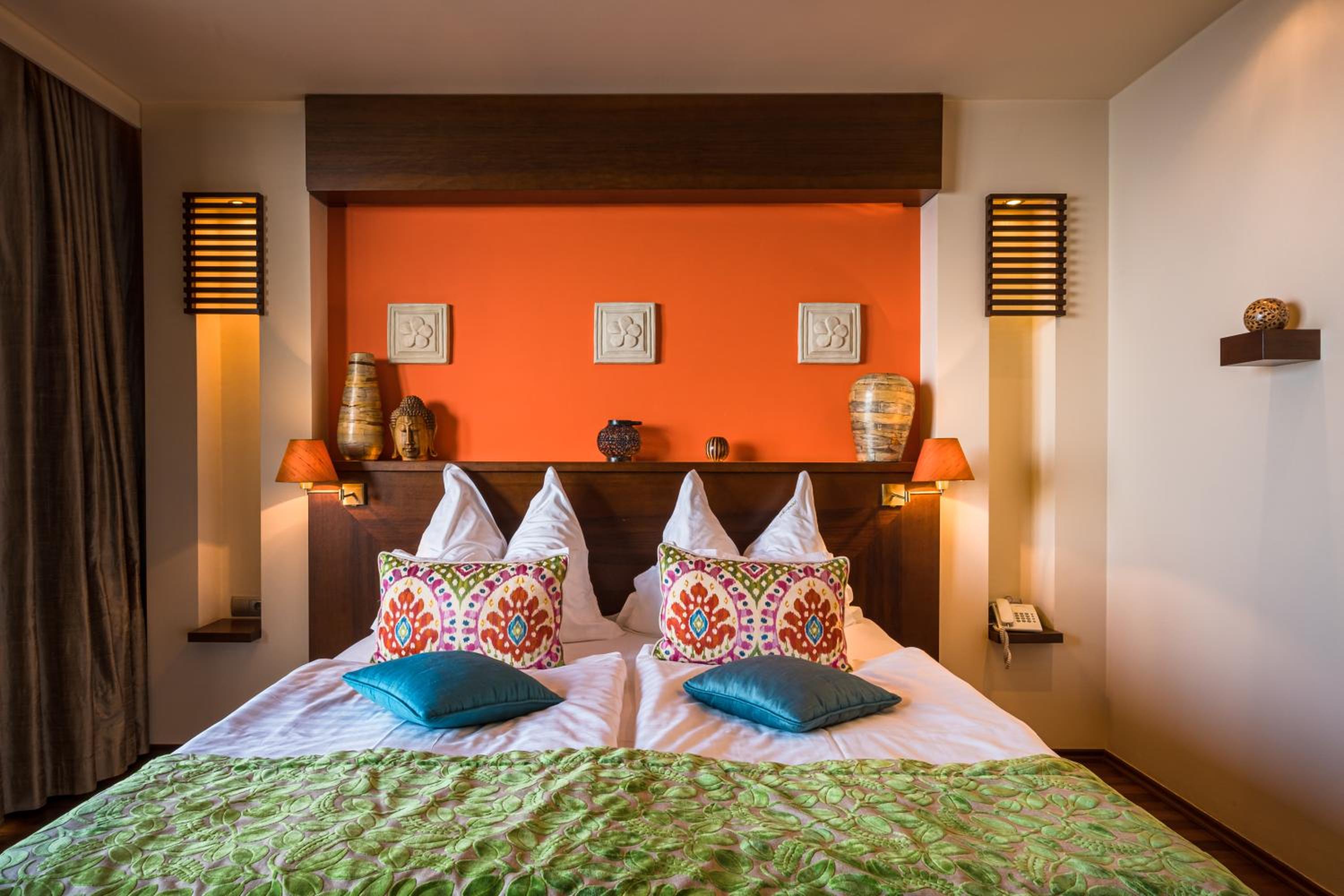 Deluxe Double Room with Balcony and Spectacular Lake View photo 3