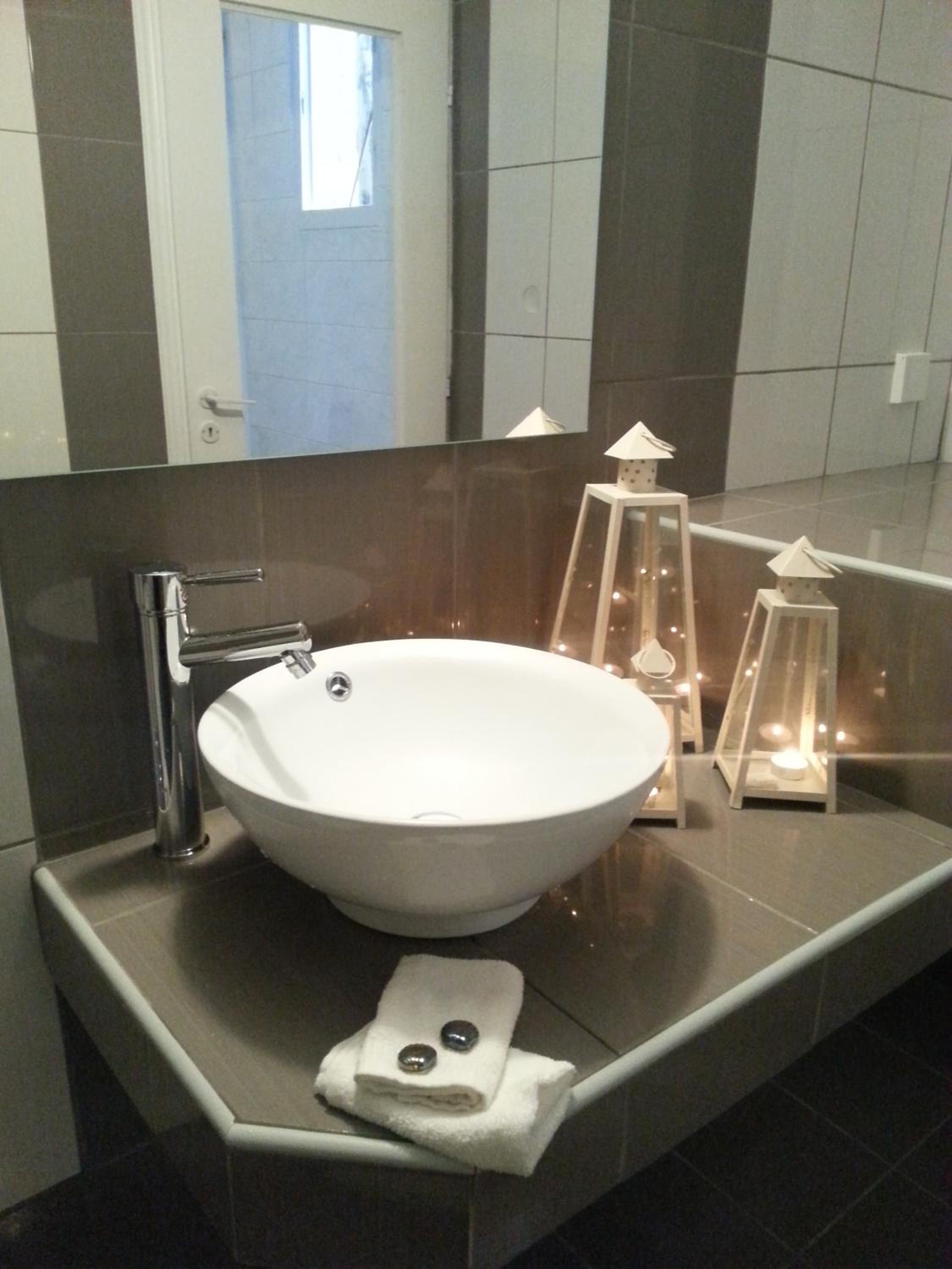 Superior Double or Twin Room - Photo 22