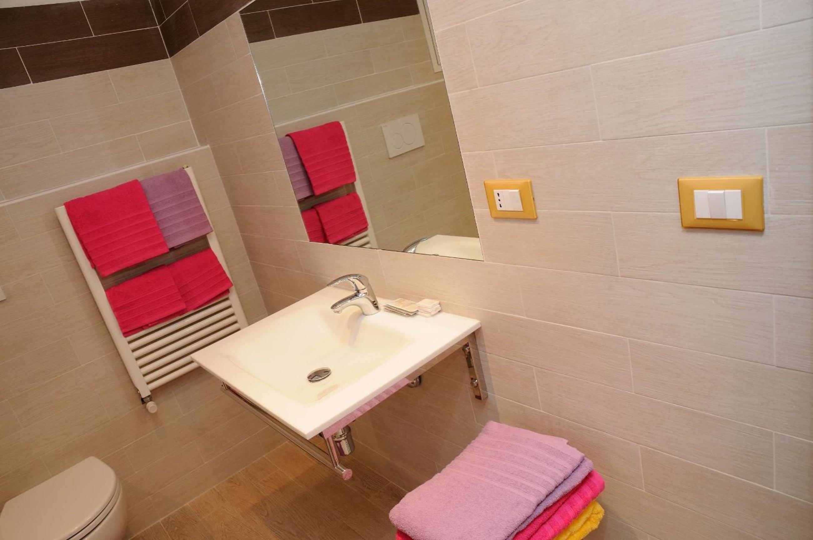 Triple Room - Photo 12