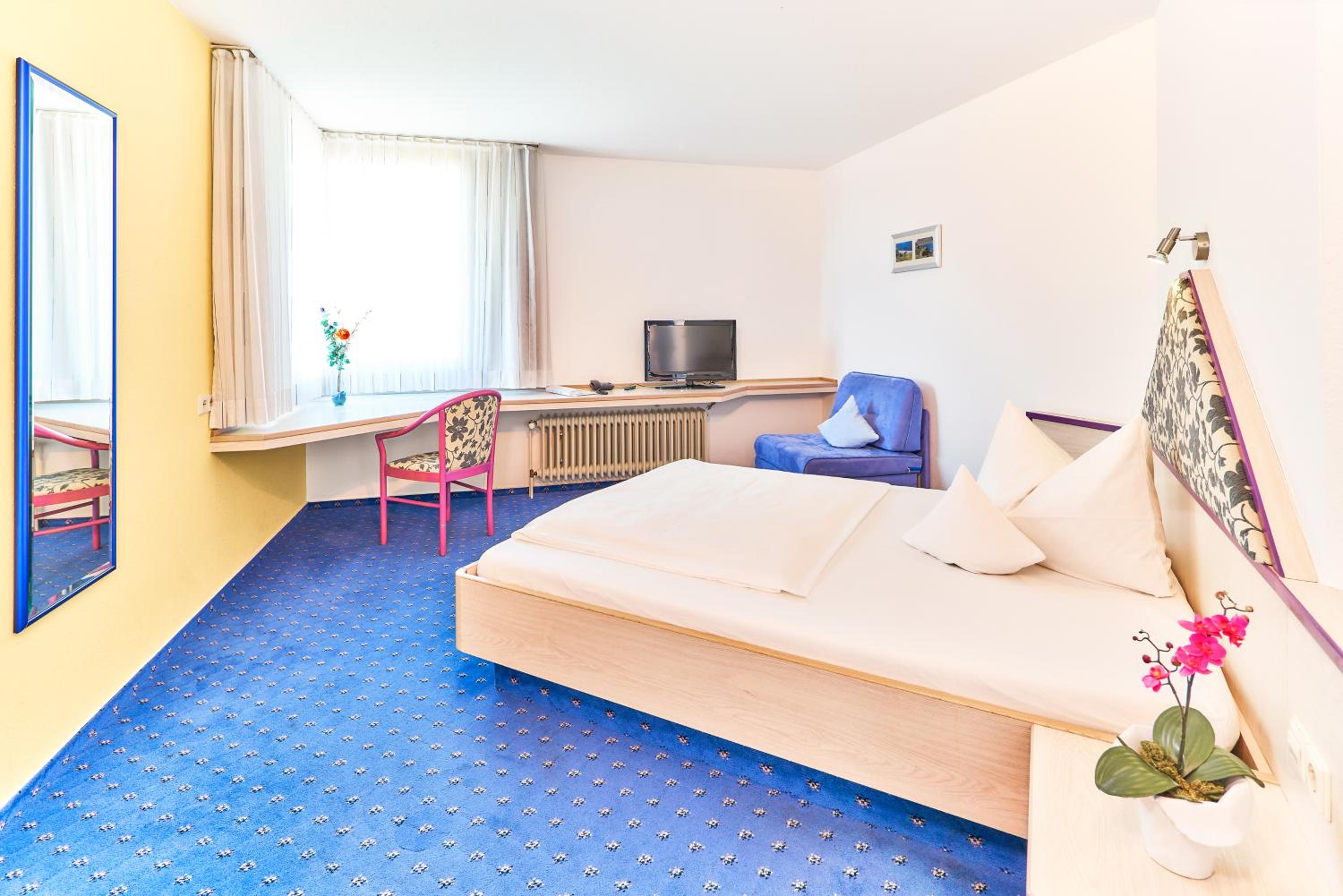 Single Room photo 3