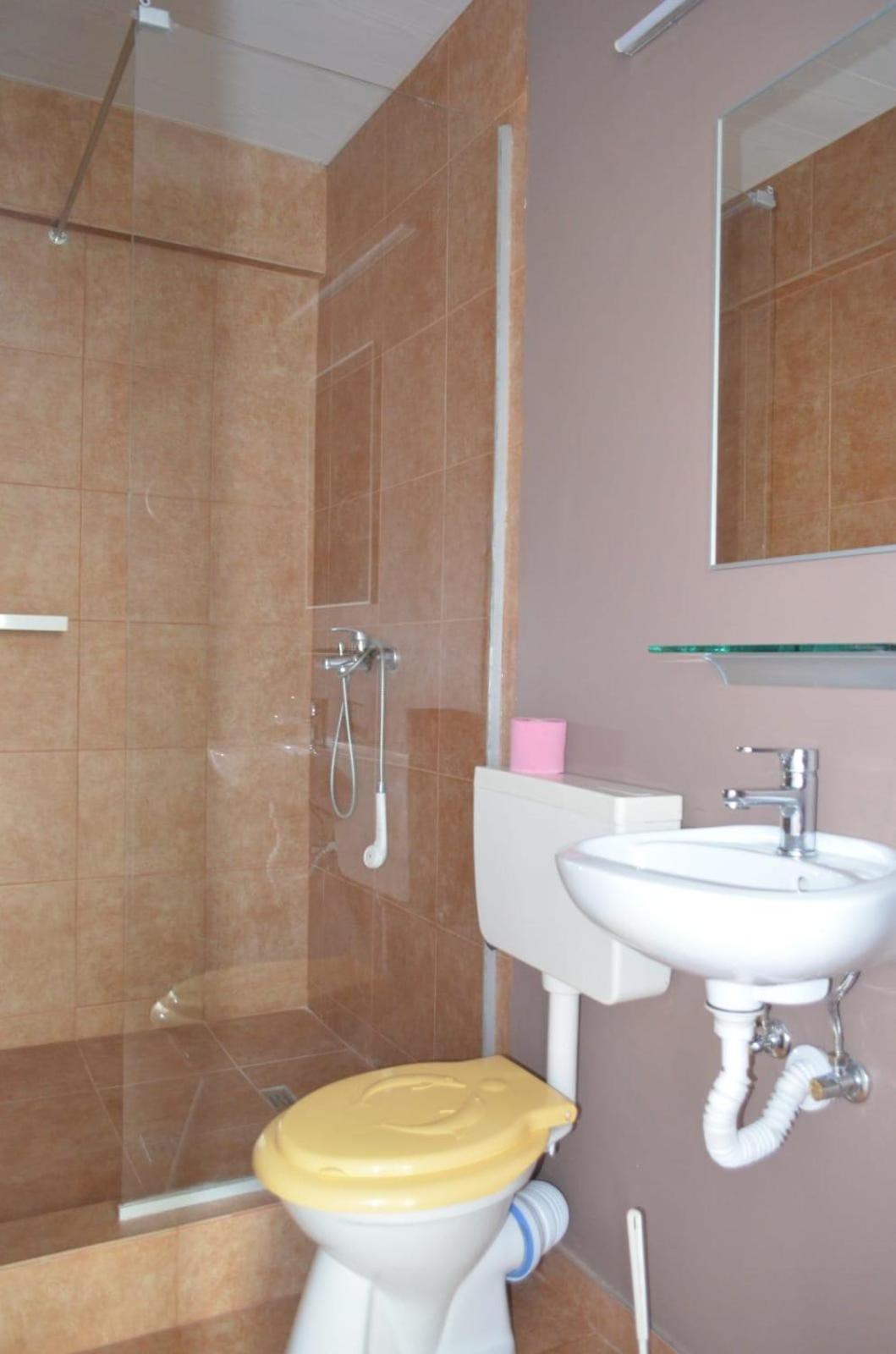 Standard Double Room photo 2