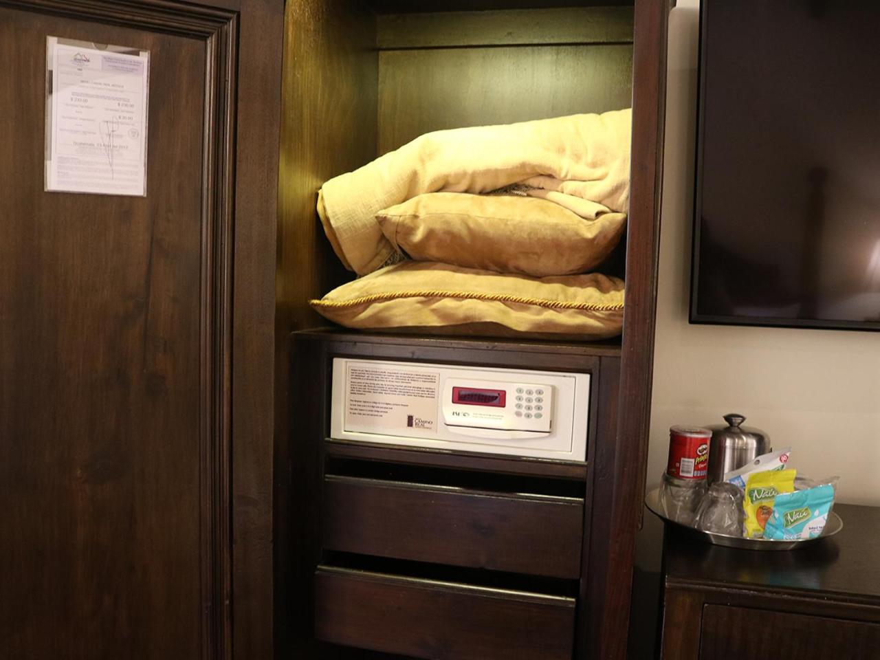 Deluxe Double Room - Photo 4