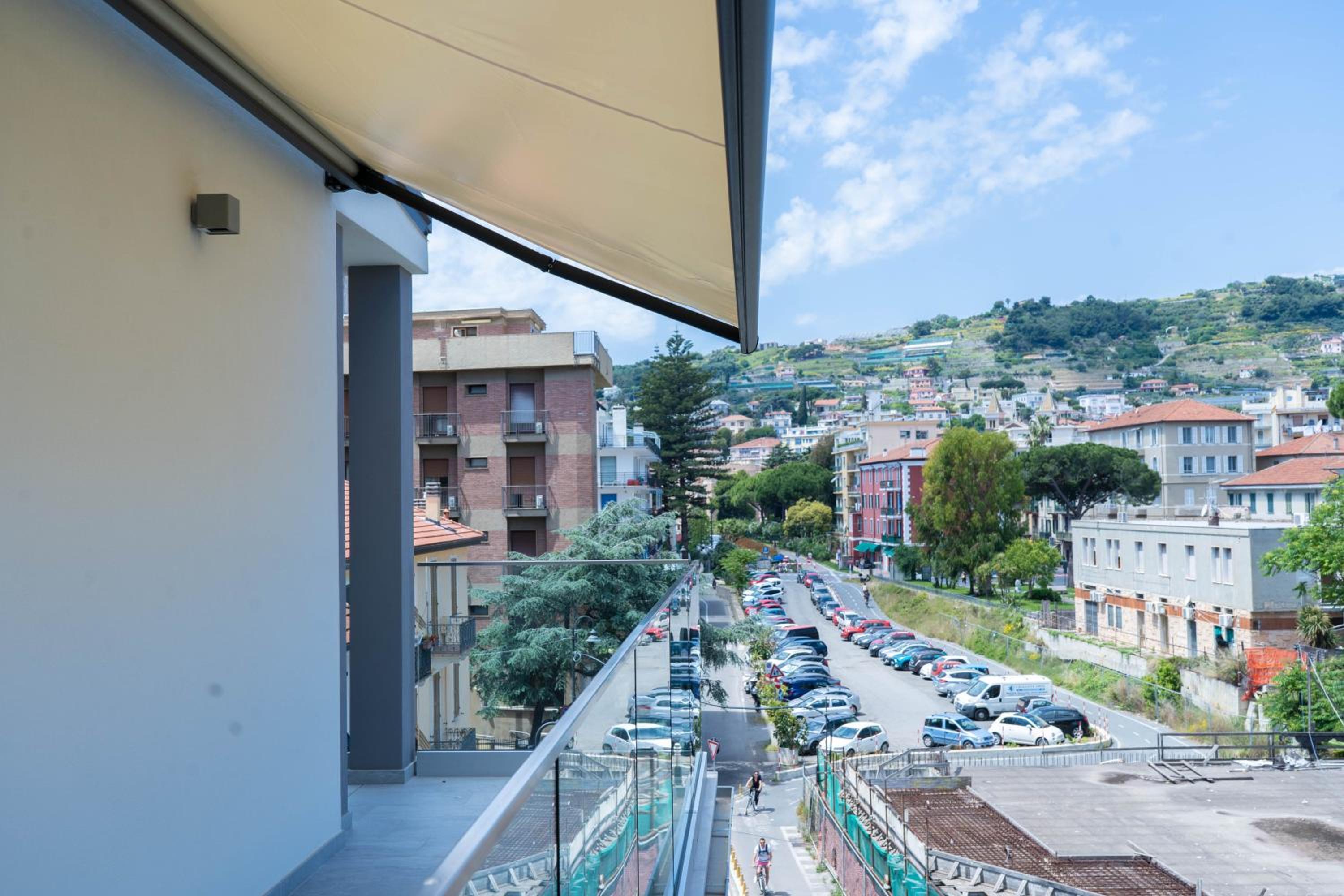 Triple Room with Balcony - Photo 4