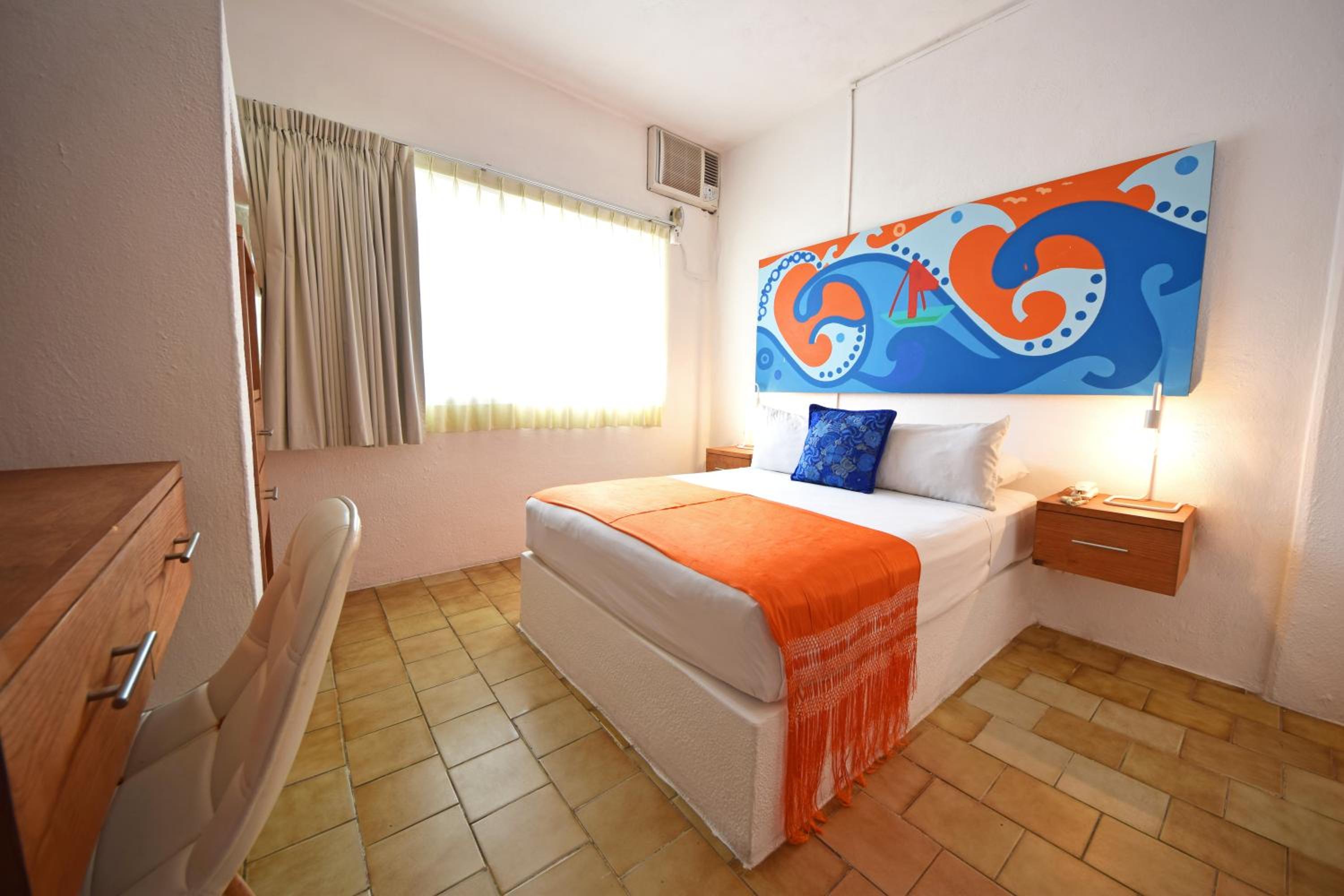 Standard Double Room - Photo 7