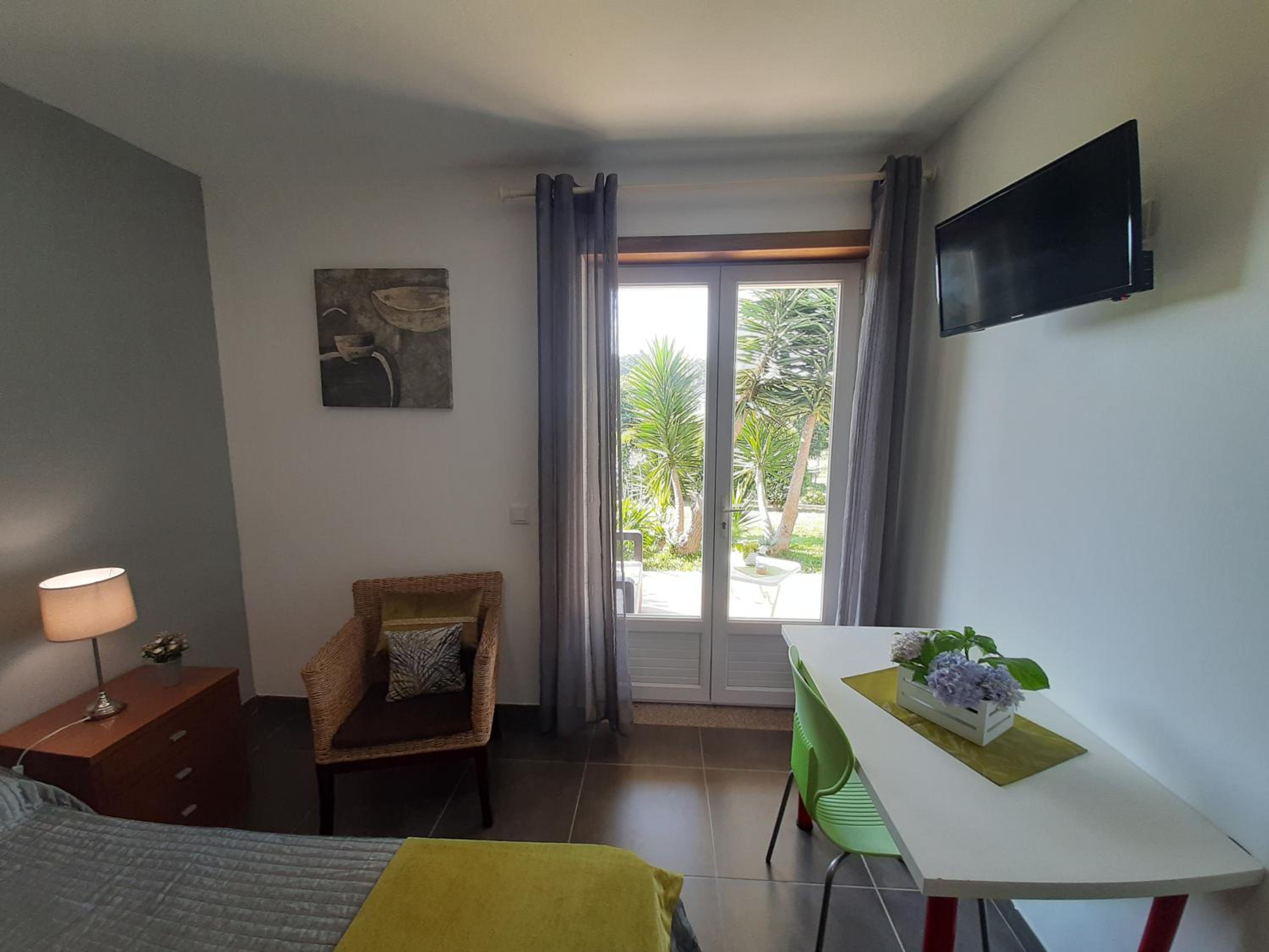 Suite with Terrace - Photo 3