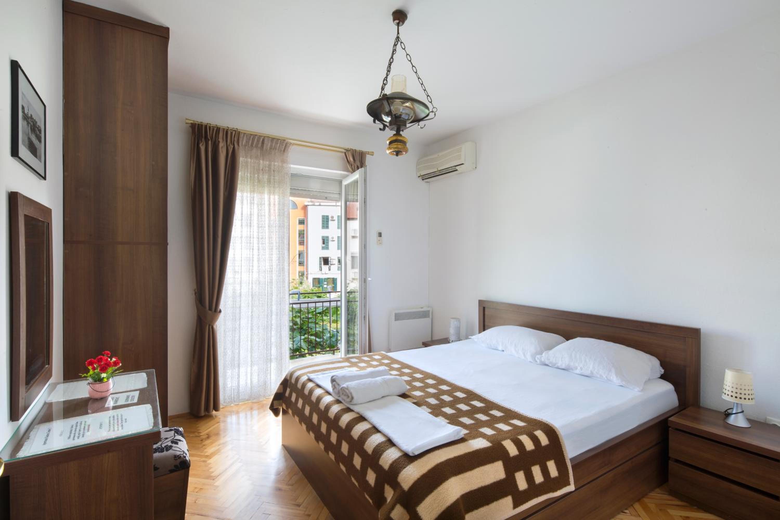 Two-Bedroom Apartment with Balcony - Photo 1