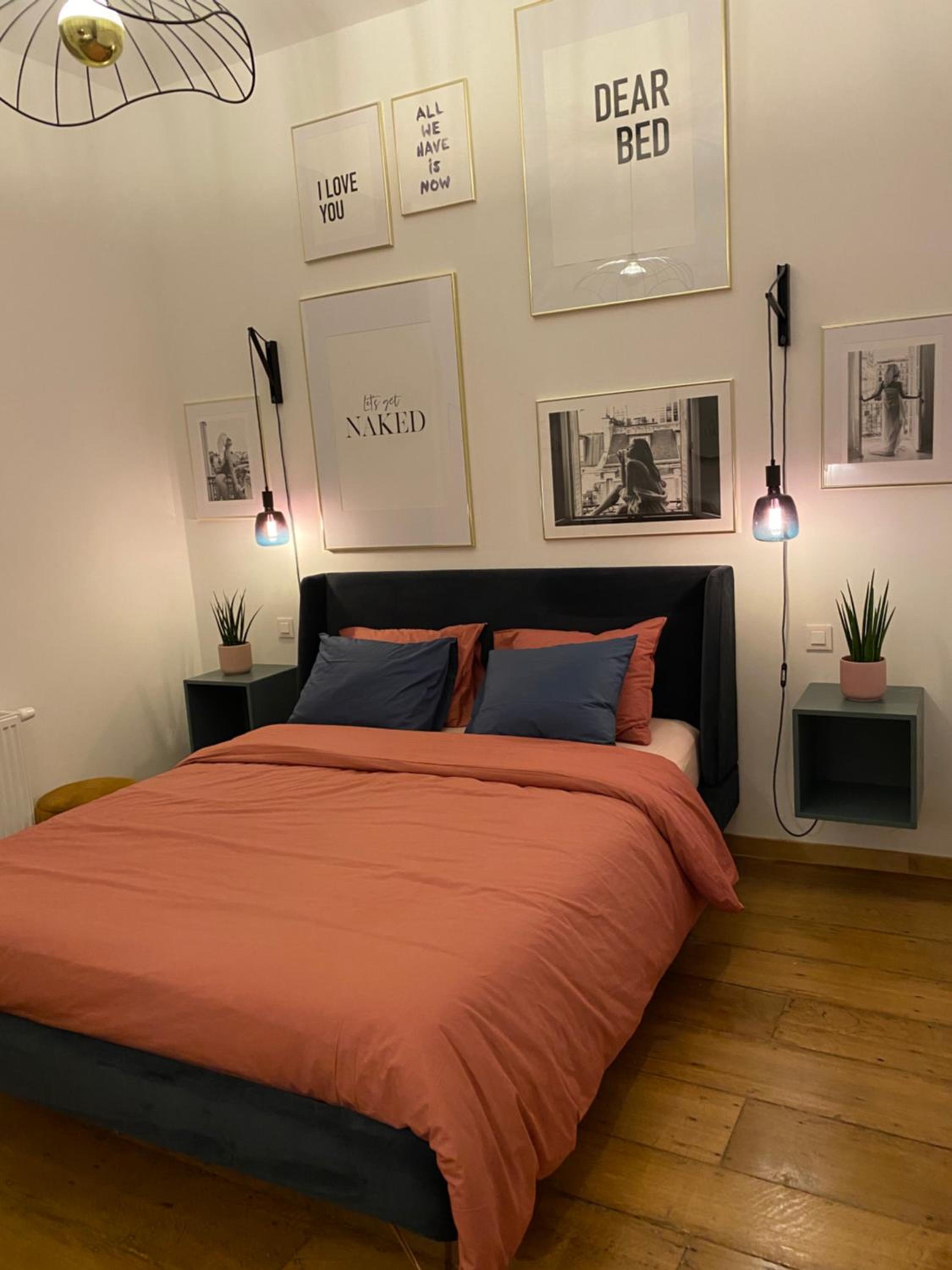 One-Bedroom Apartment - Photo 17