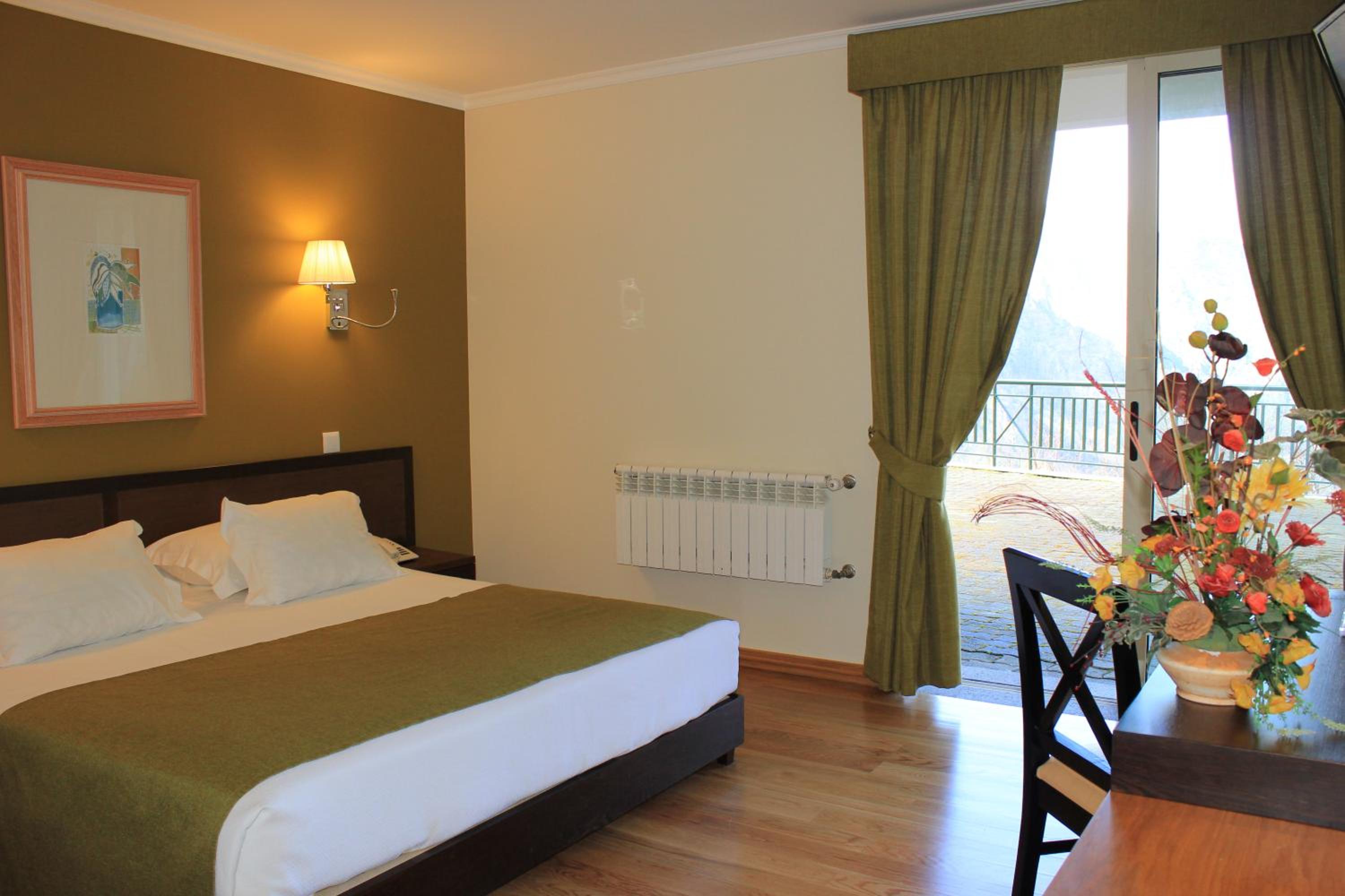Suite with Terrace - Photo 1