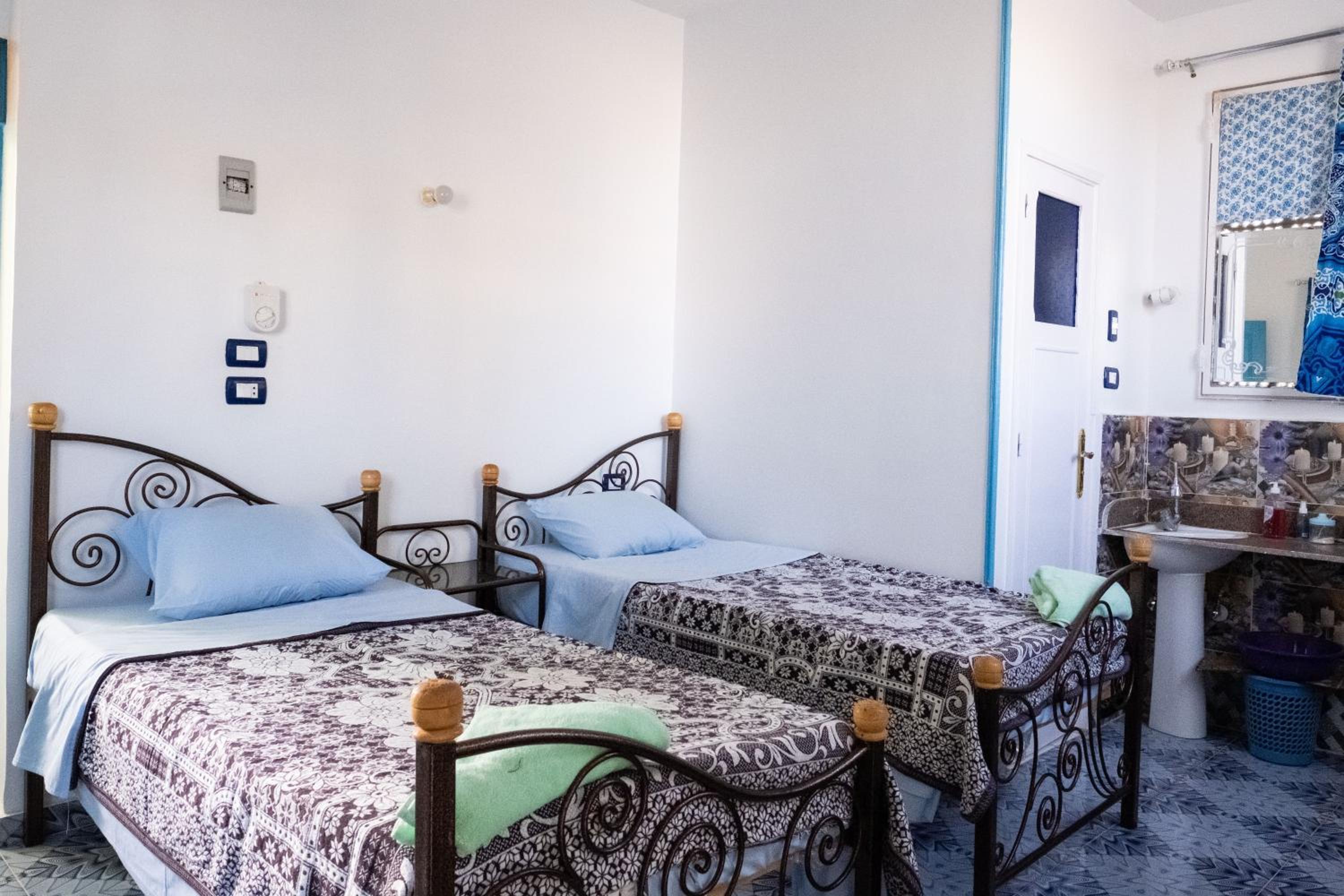 Deluxe Double or Twin Room with River View - Photo 5