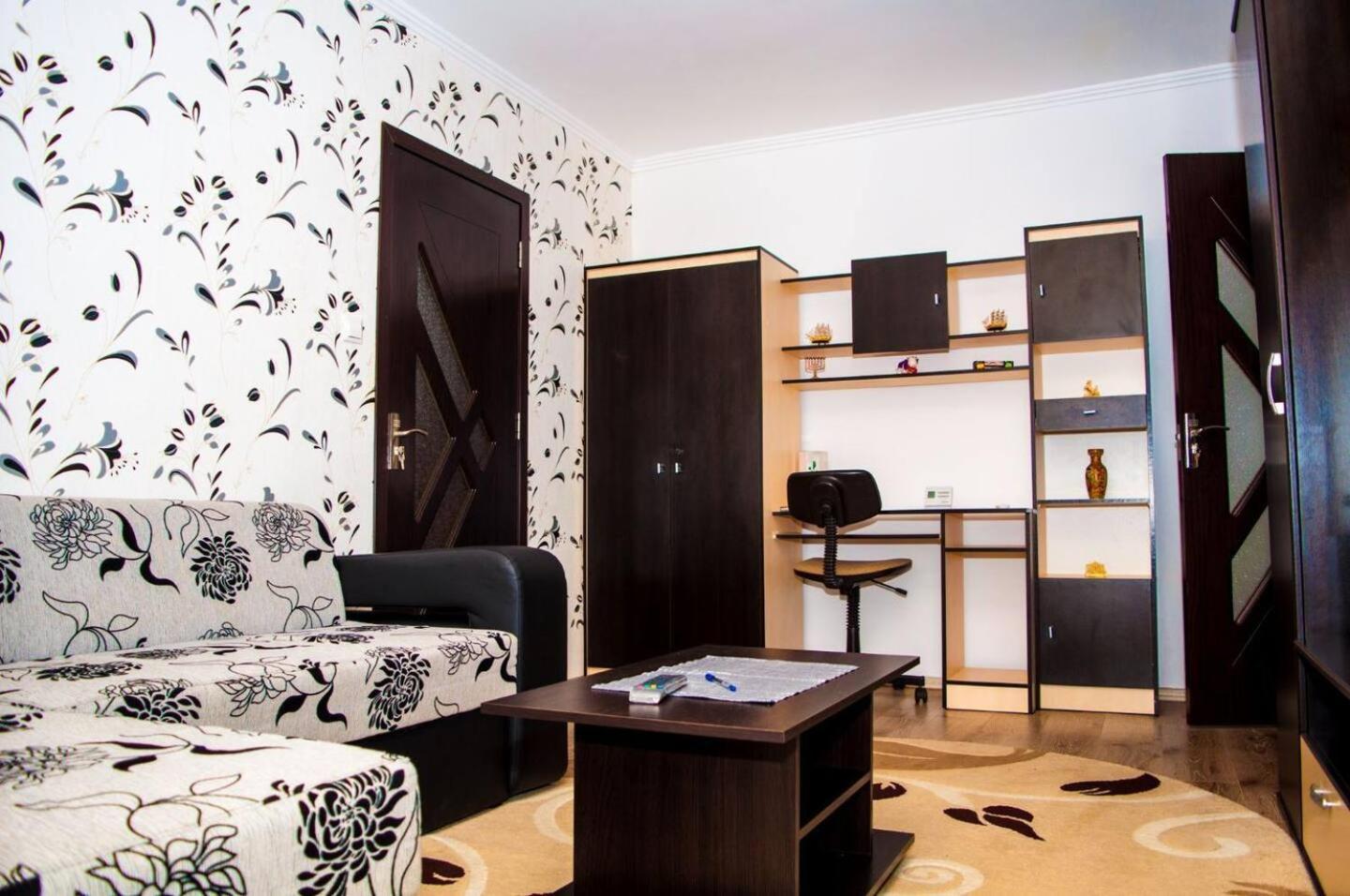 One-Bedroom Apartment photo 2