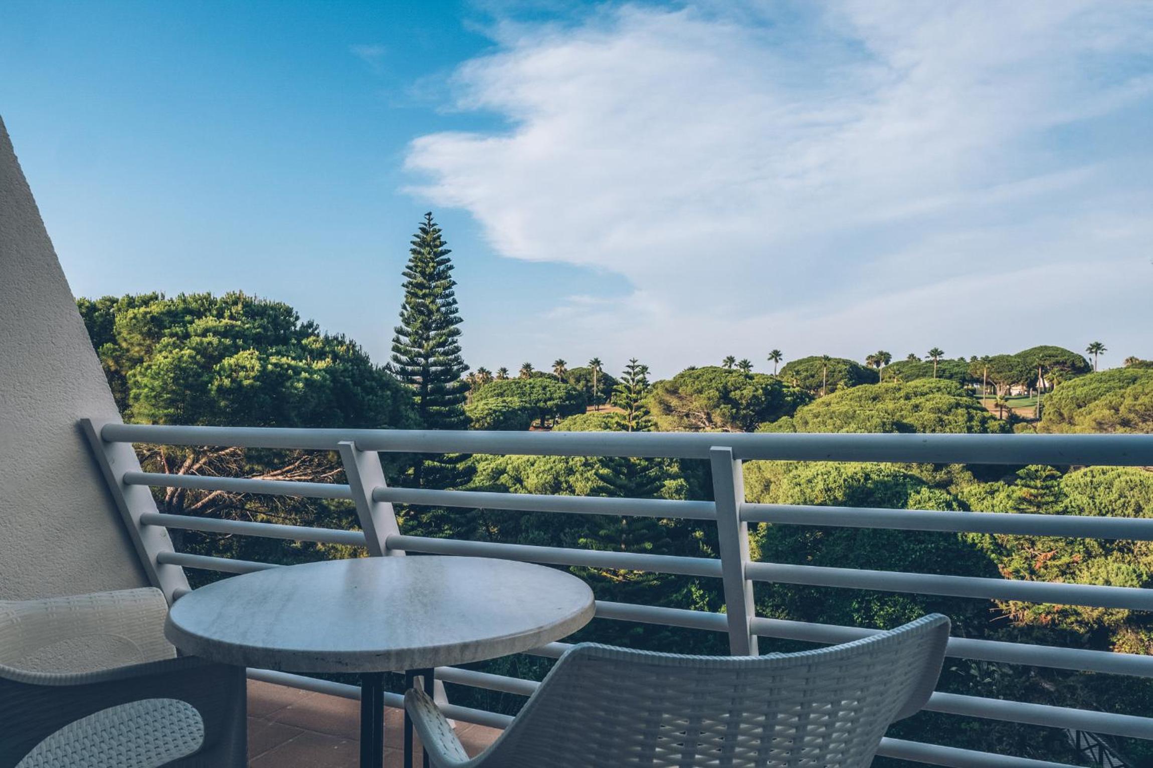 Double Room with Garden View - Photo 2