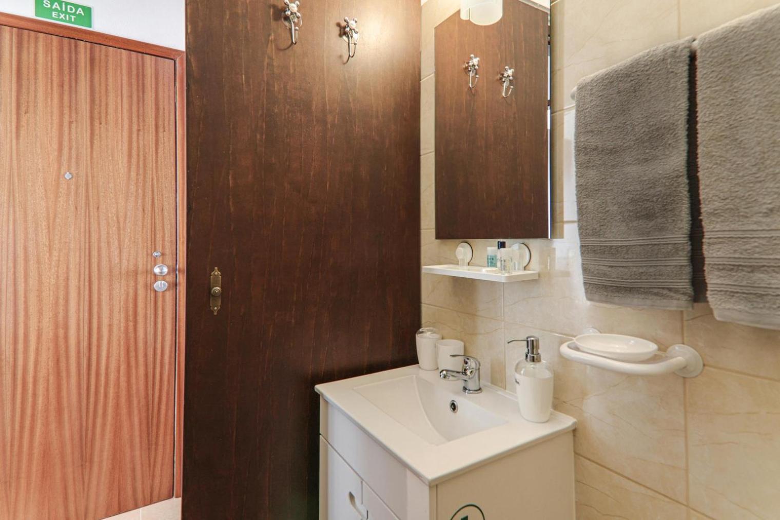 One-Bedroom Suite photo 3