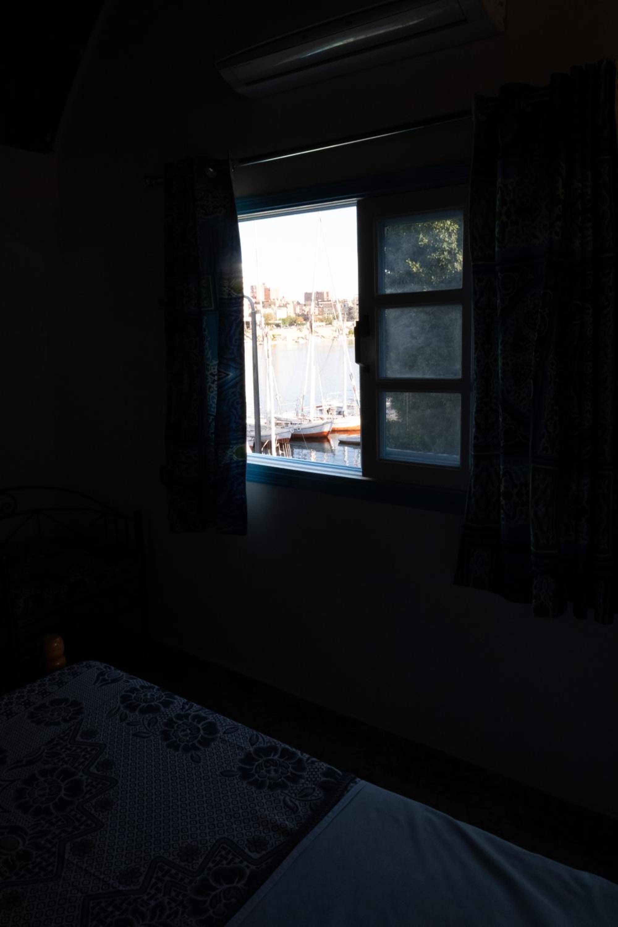 Deluxe Double or Twin Room with River View - Photo 11