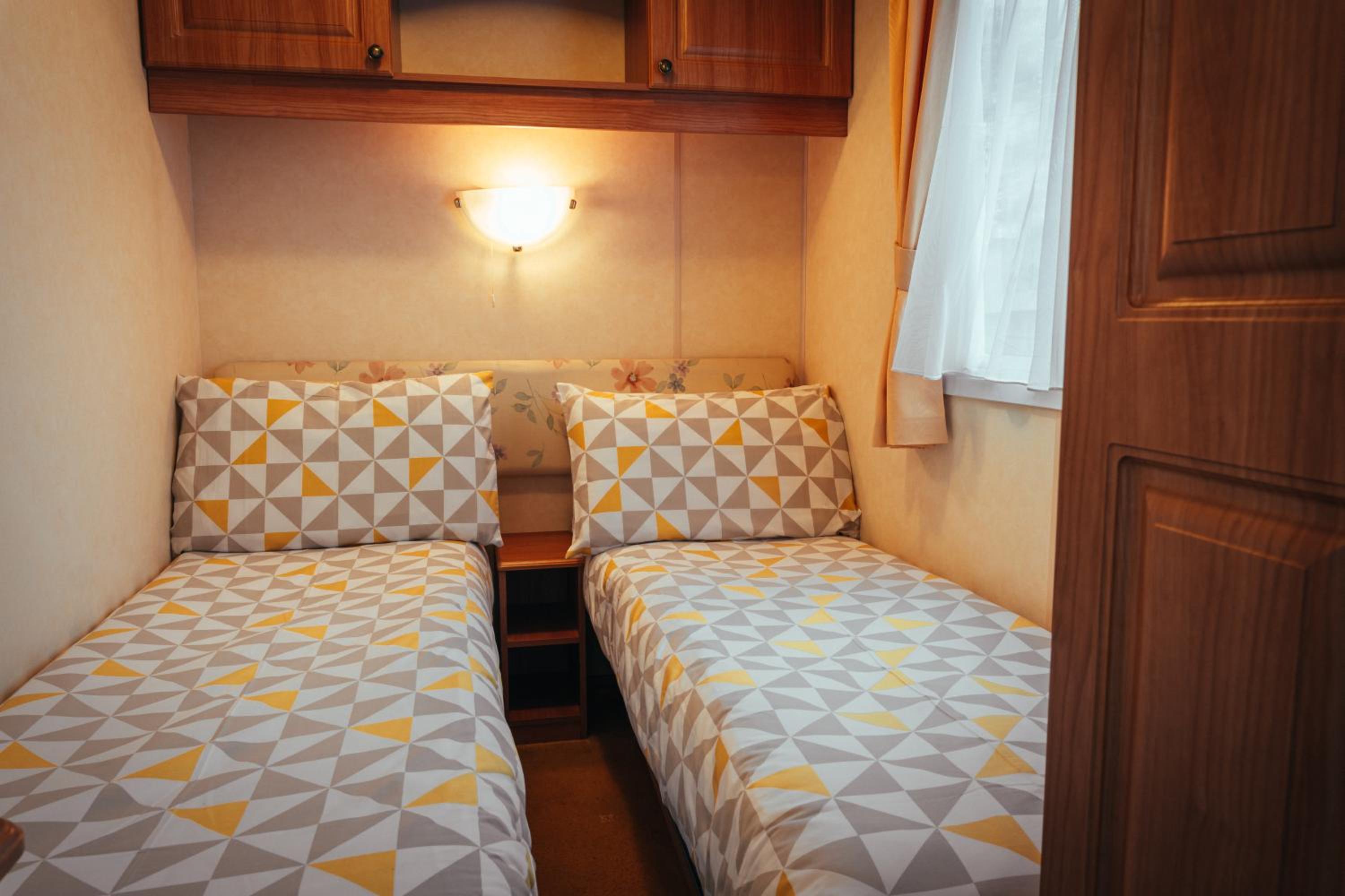 Mobile Home - Photo 1