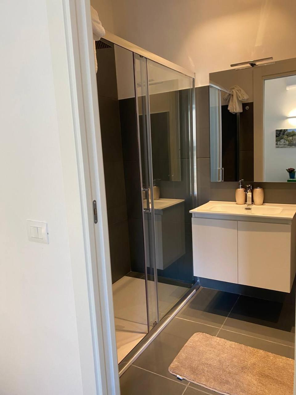 Deluxe Room - Photo 2