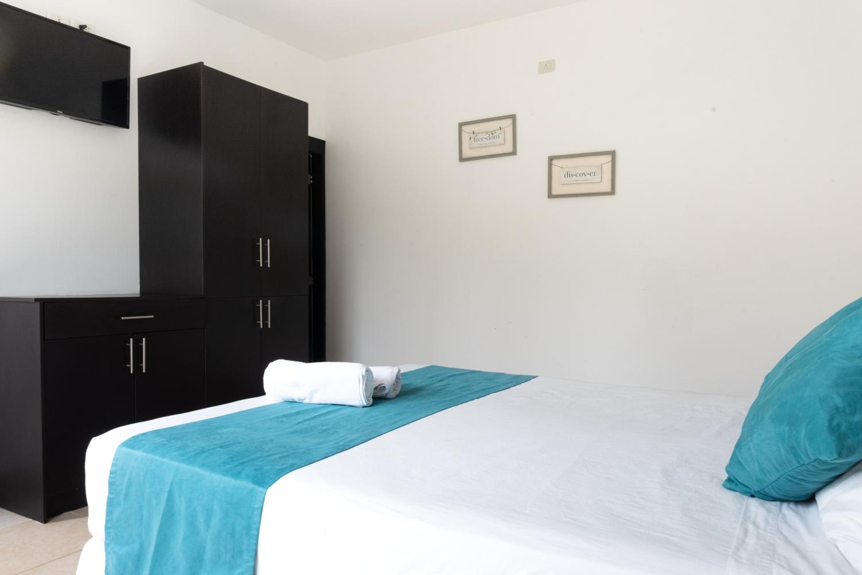 Double or Twin Room photo 2