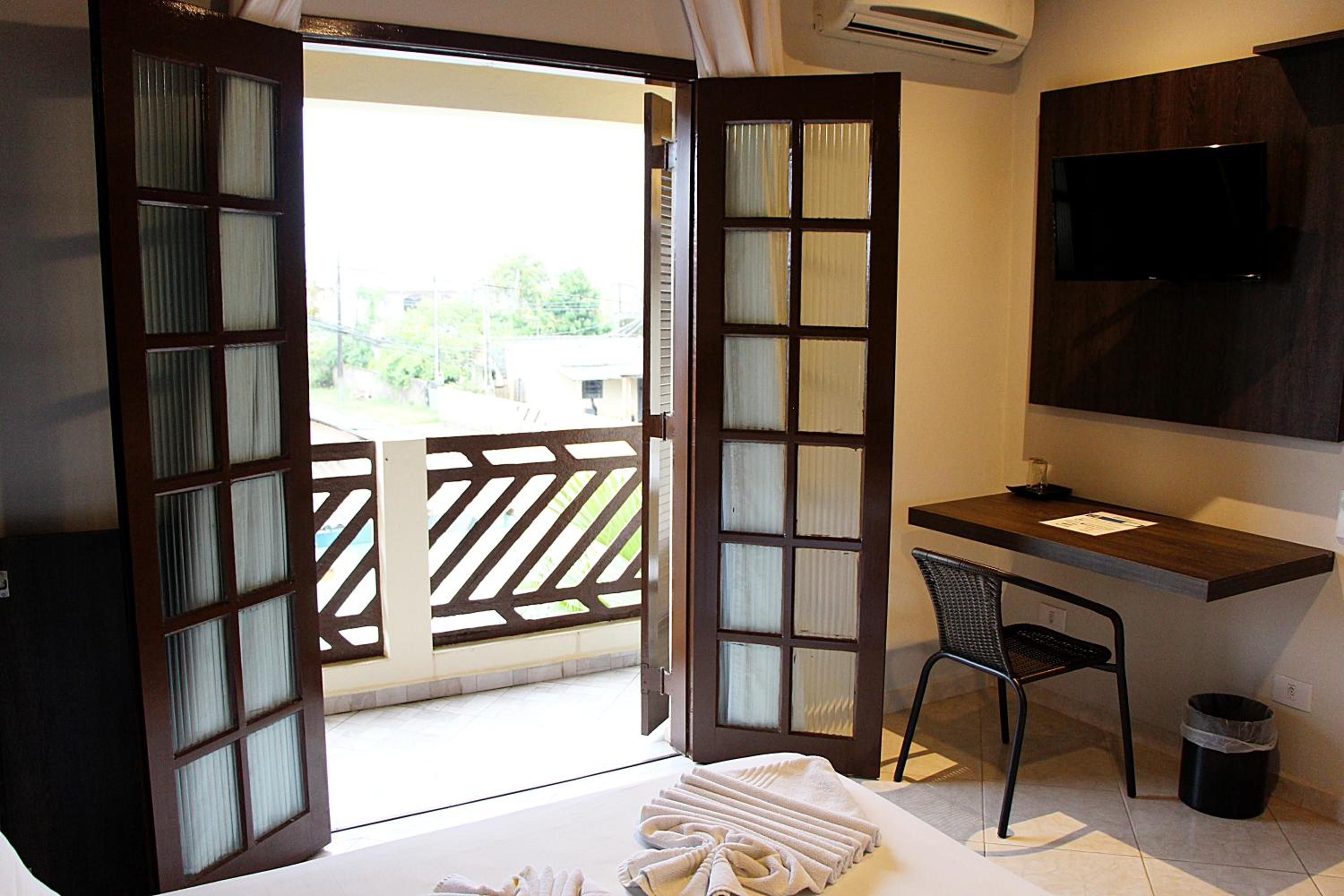 Superior Triple Room photo 3