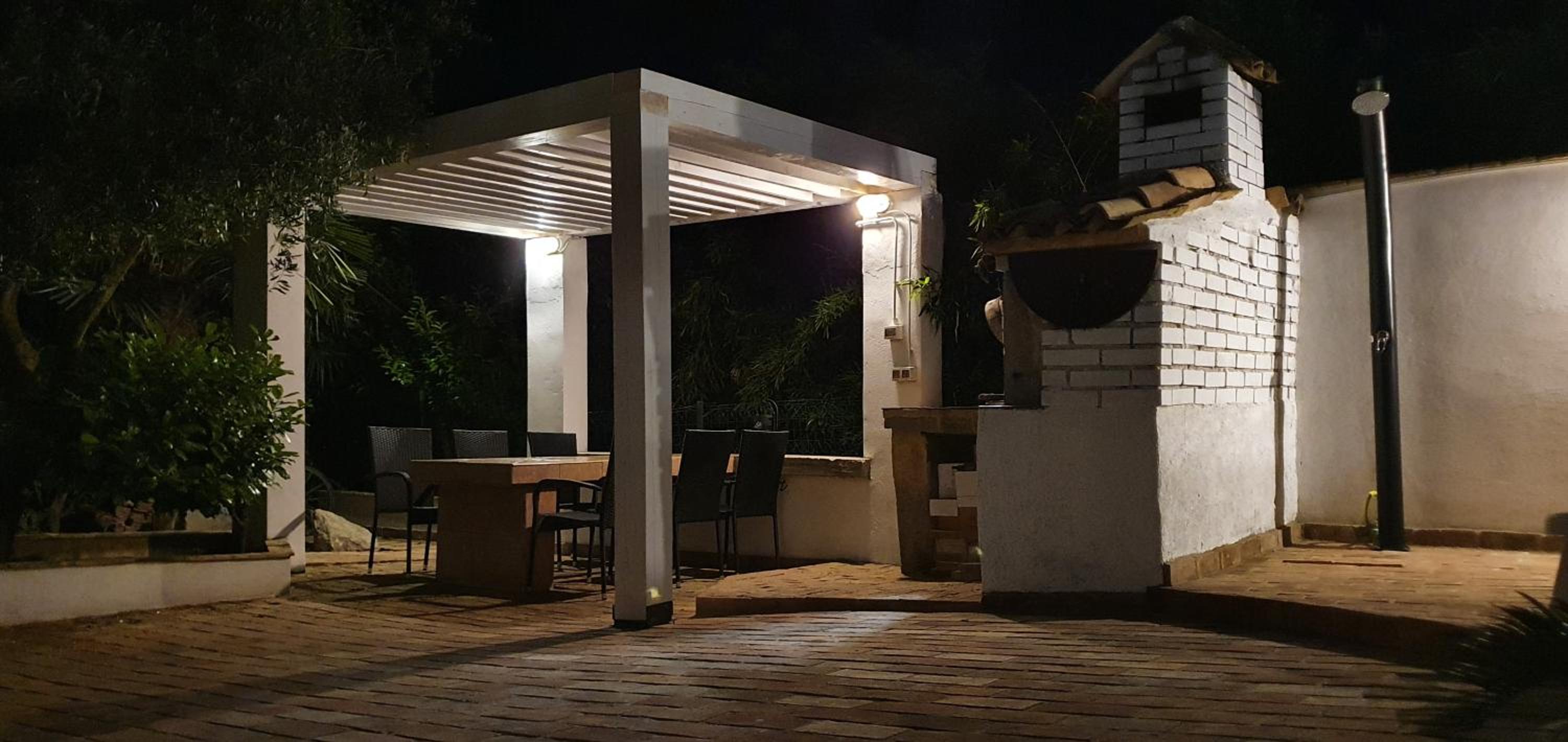 Villa photo 2