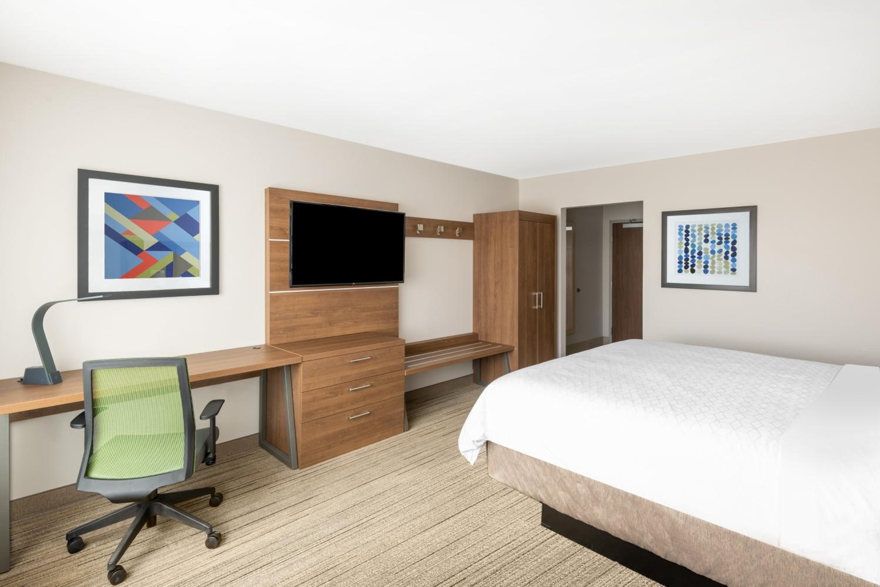 King Suite with Sofa Bed