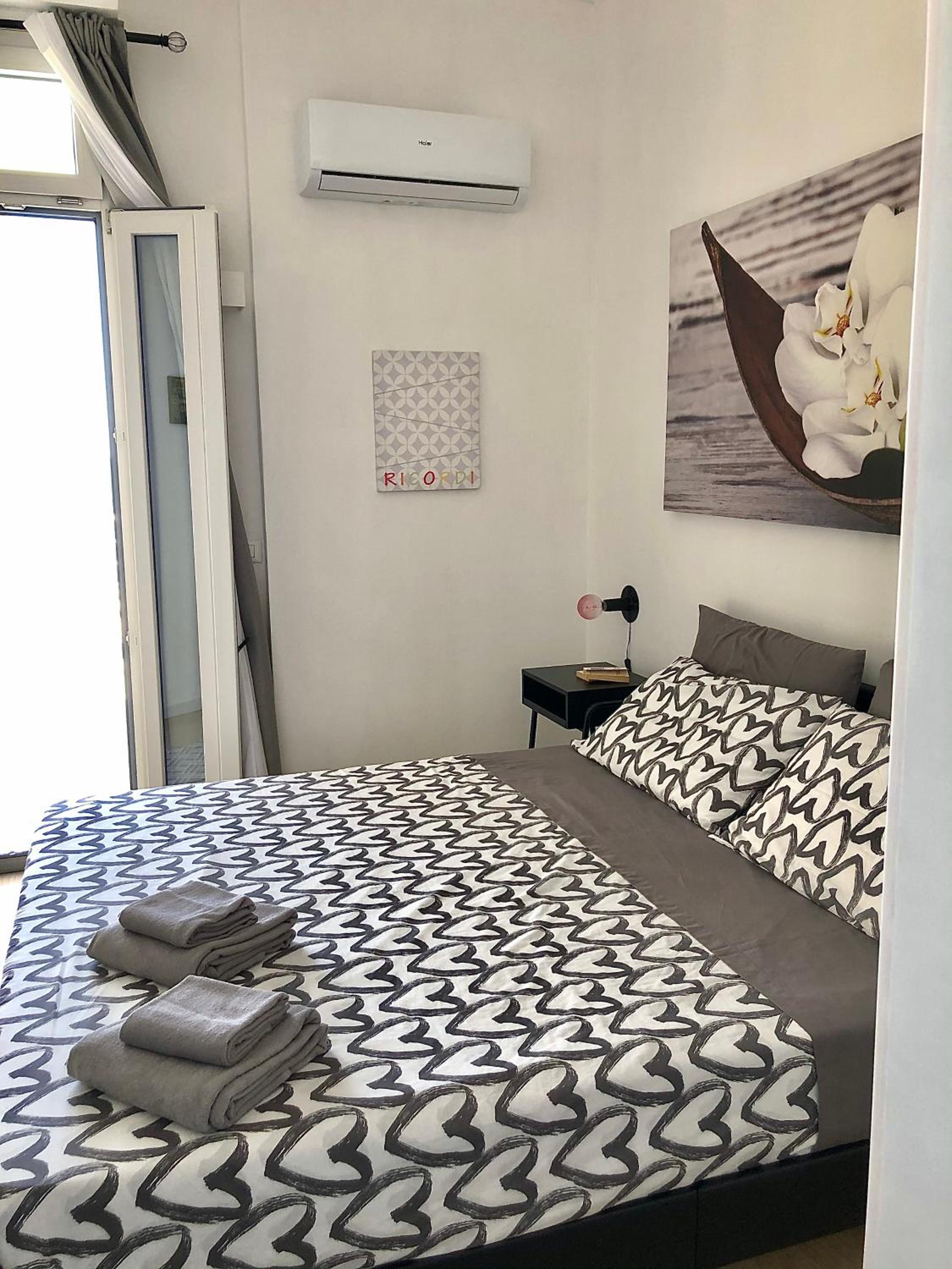 King Room with Sea View - Photo 12