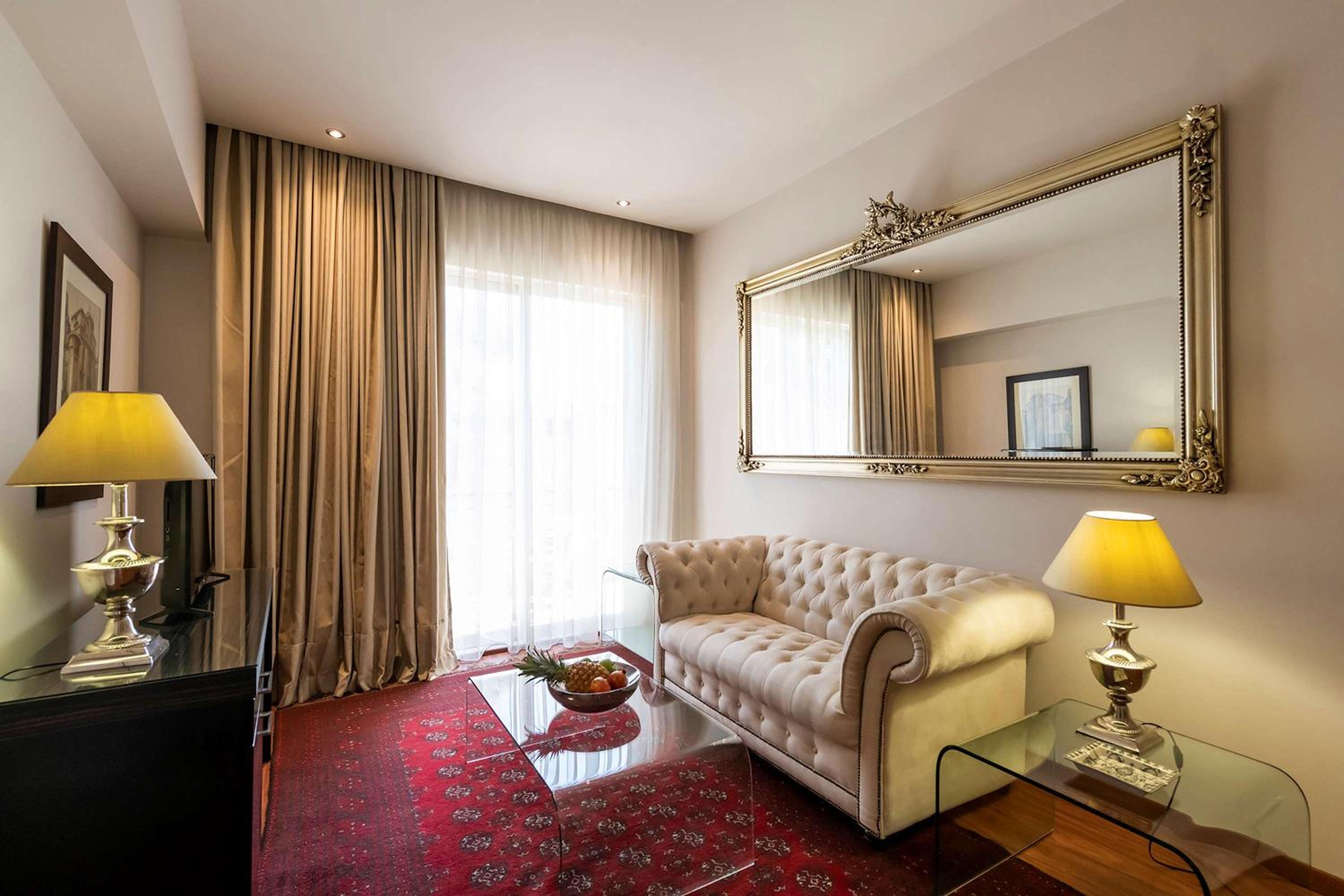 Deluxe Quadruple Suite photo 2