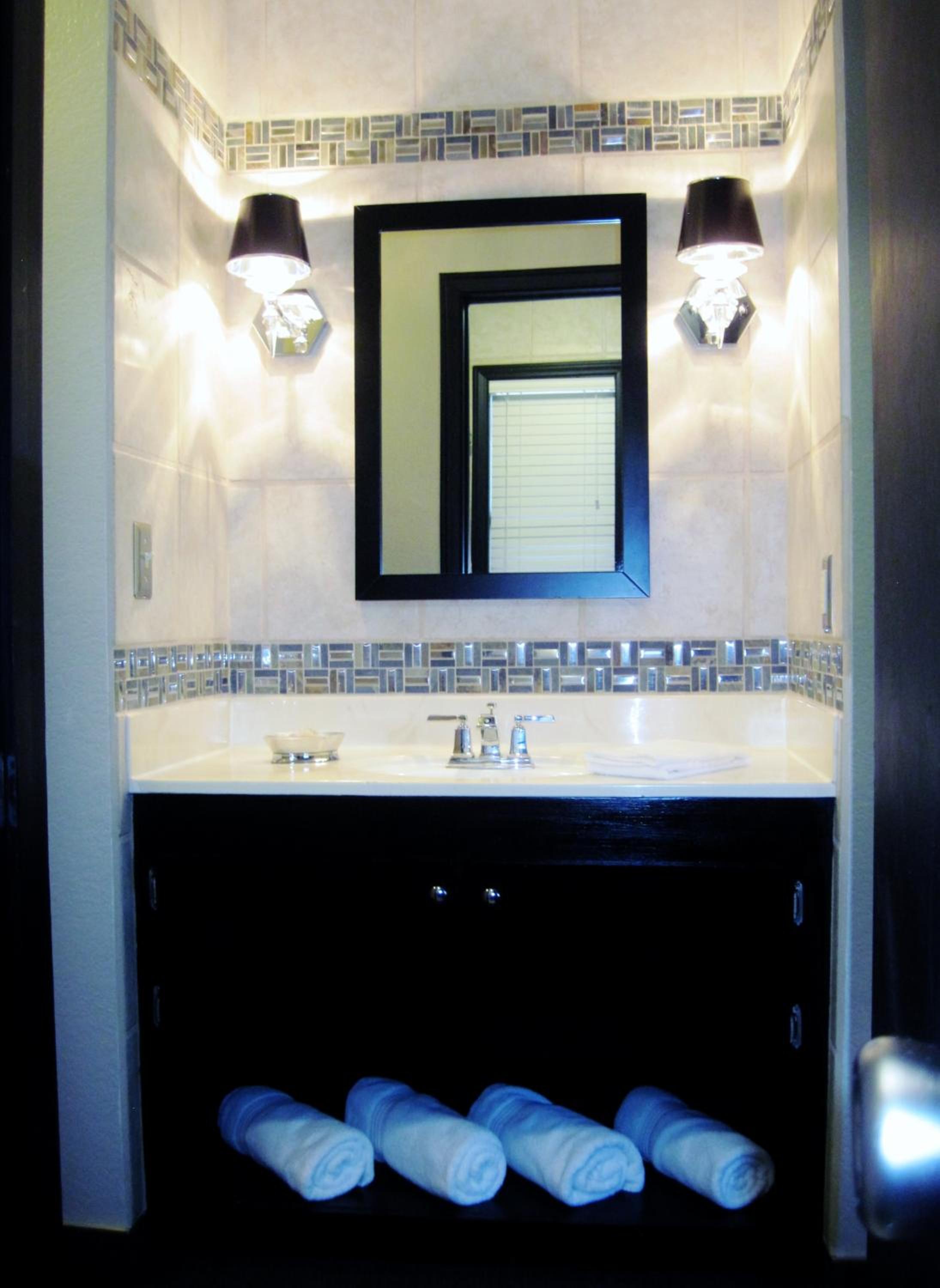 Deluxe Queen Room - Pet Friendly photo 2