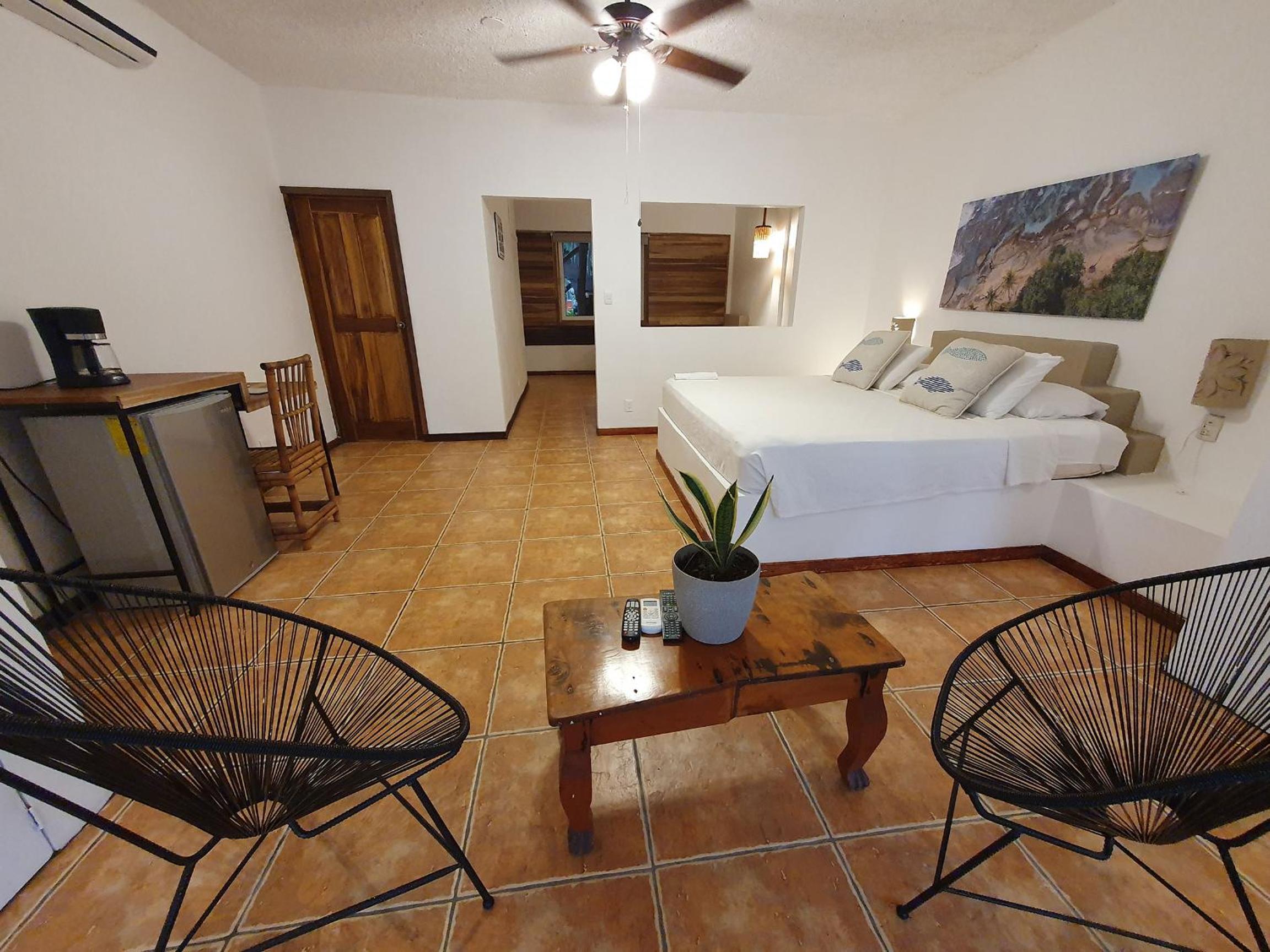Chambre Familiale - Vue sur Piscine